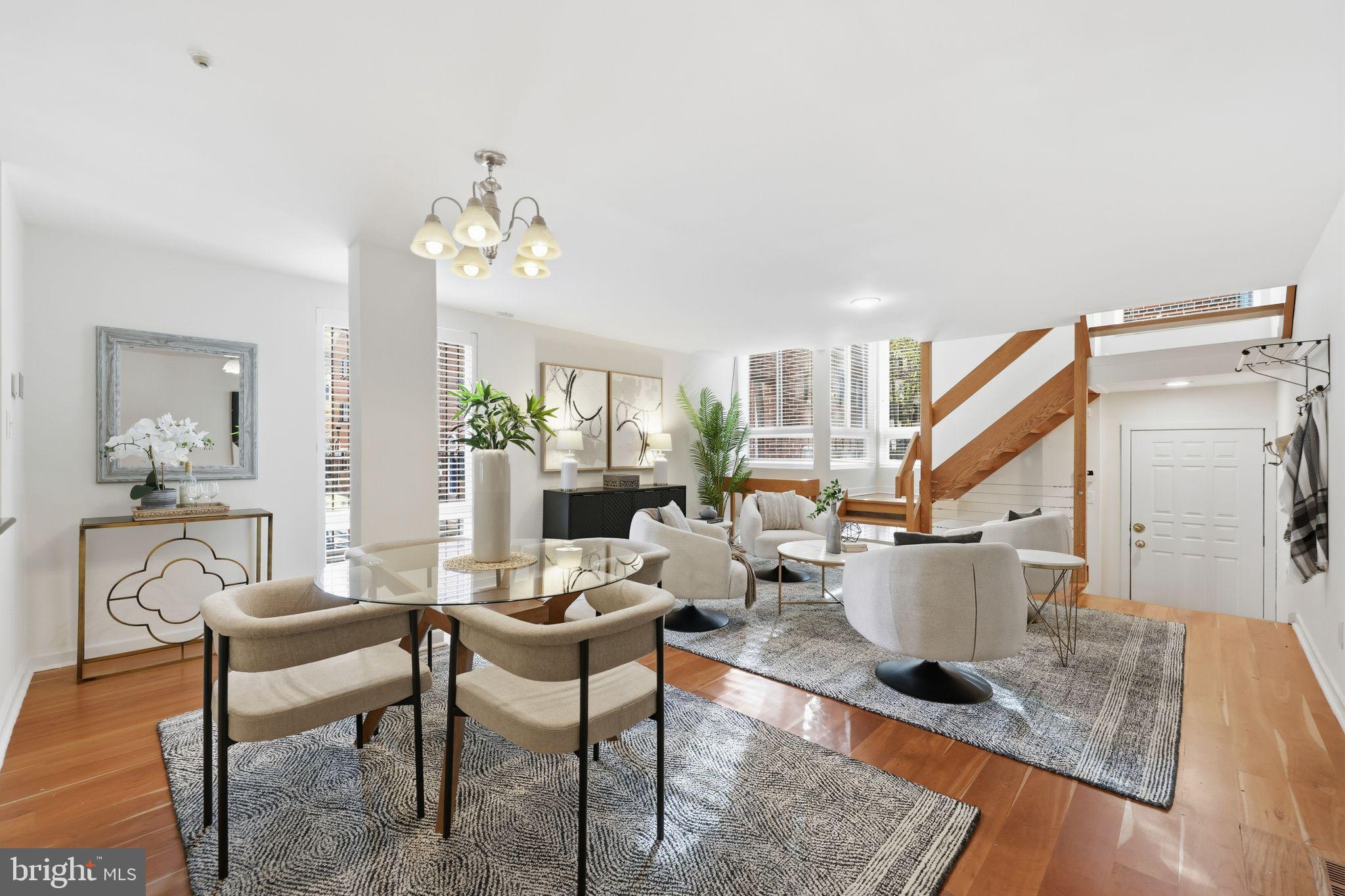 WASHINGTON SQ WEST - Residential