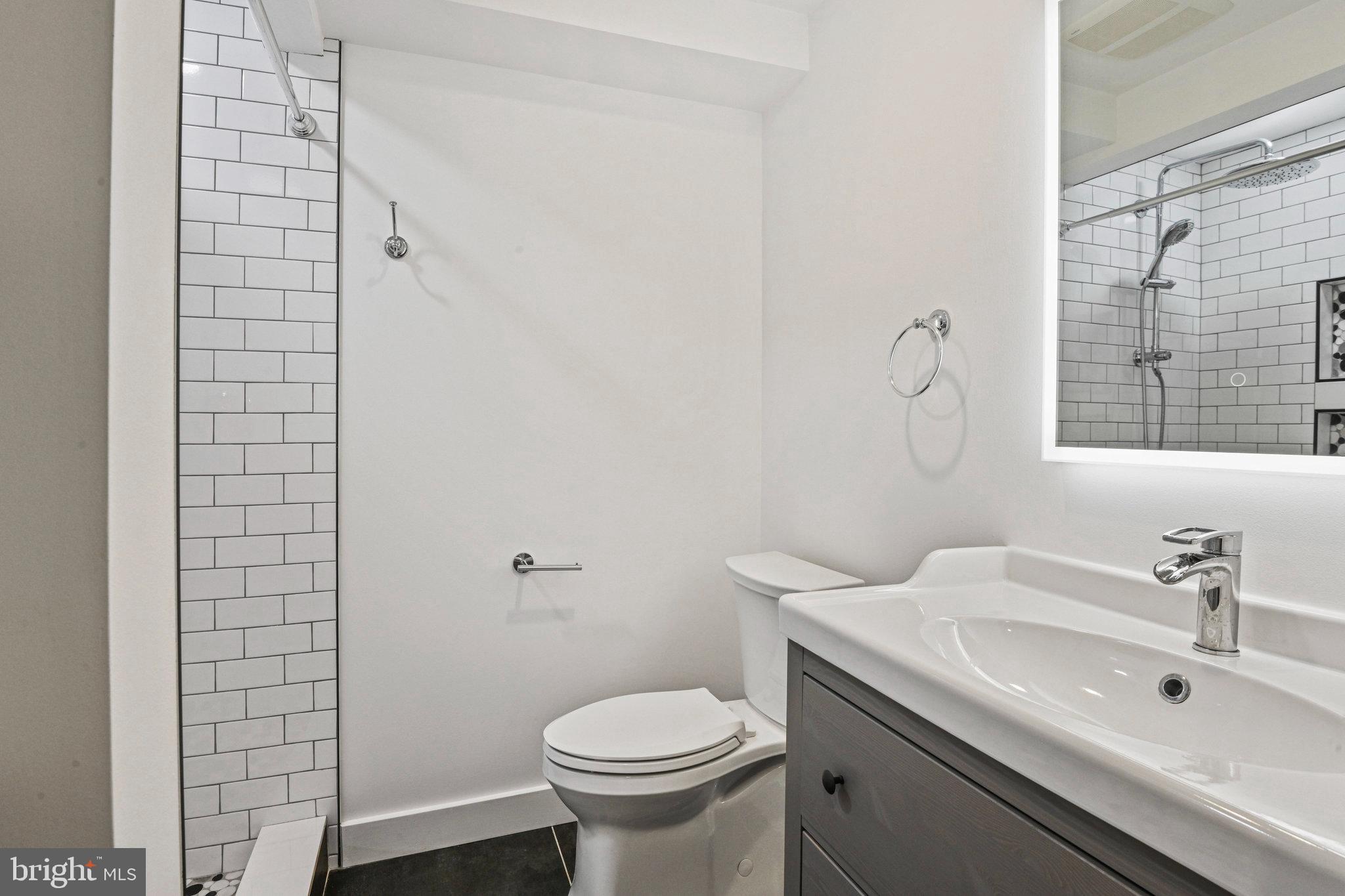 WHEYSTONE - Residential Lease