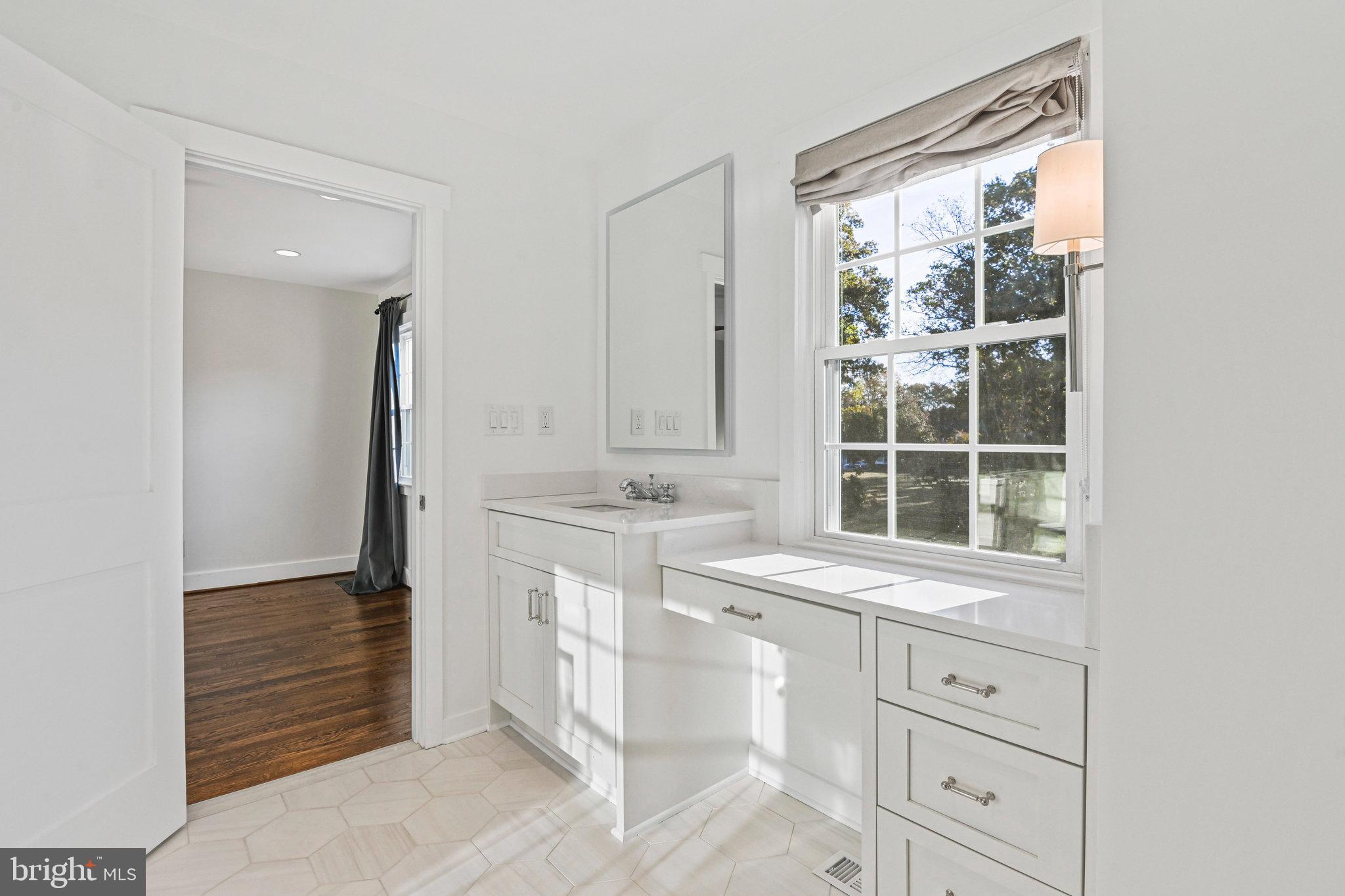 WHEYSTONE - Residential Lease