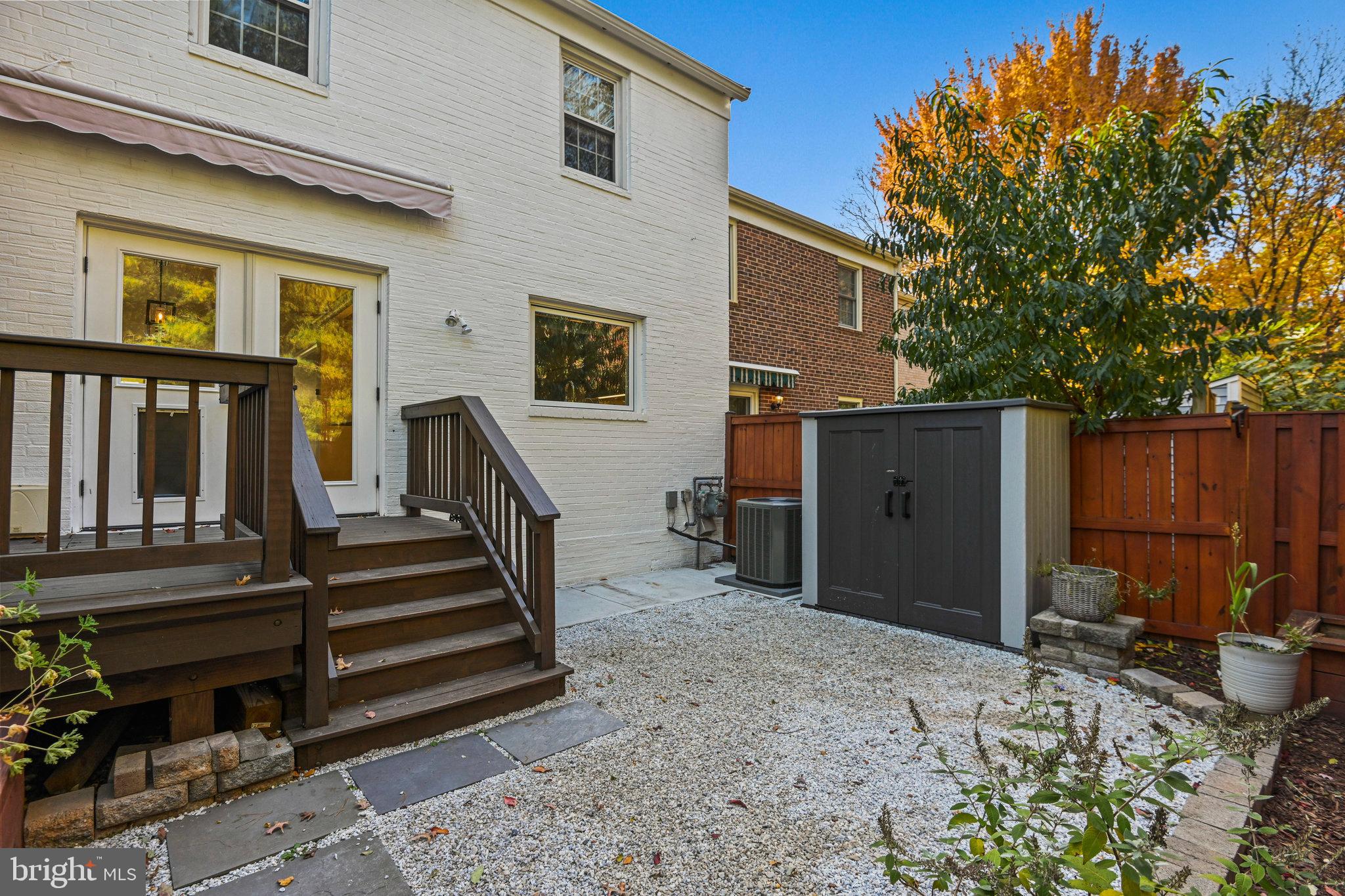 WHEYSTONE - Residential Lease