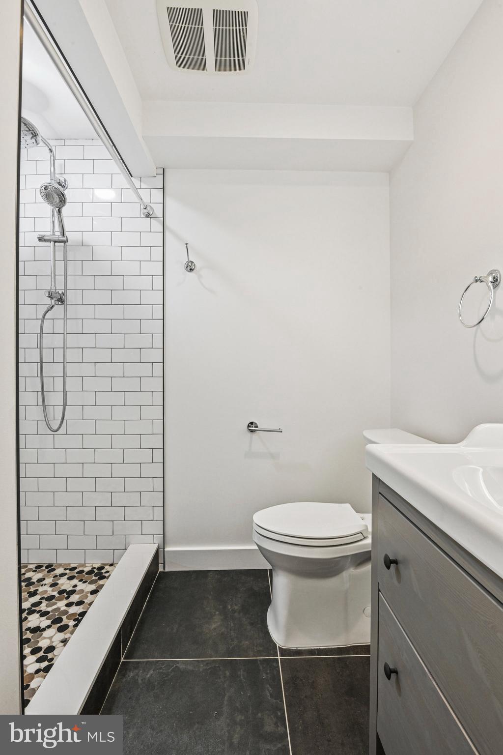 WHEYSTONE - Residential Lease