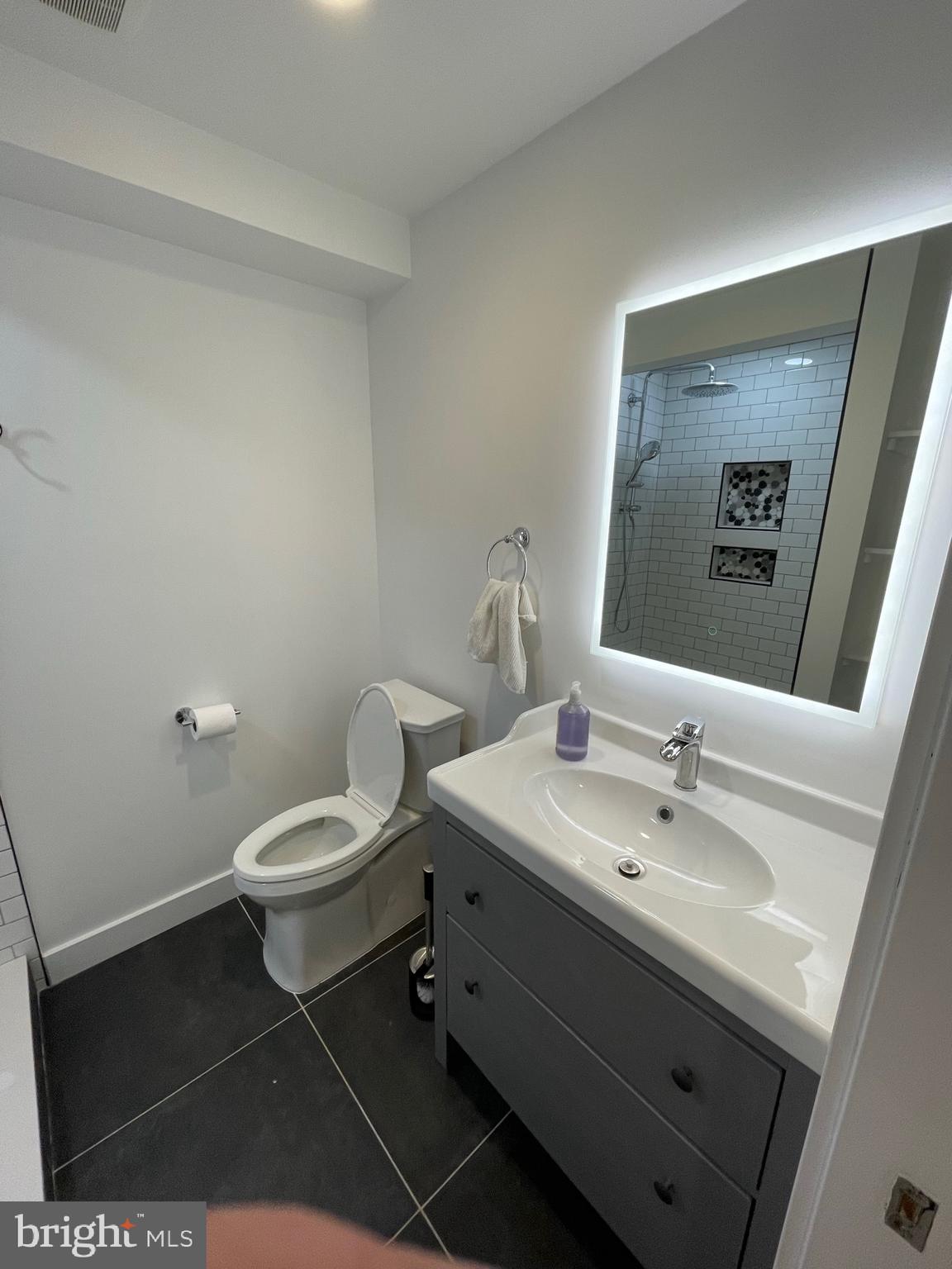 WHEYSTONE - Residential Lease