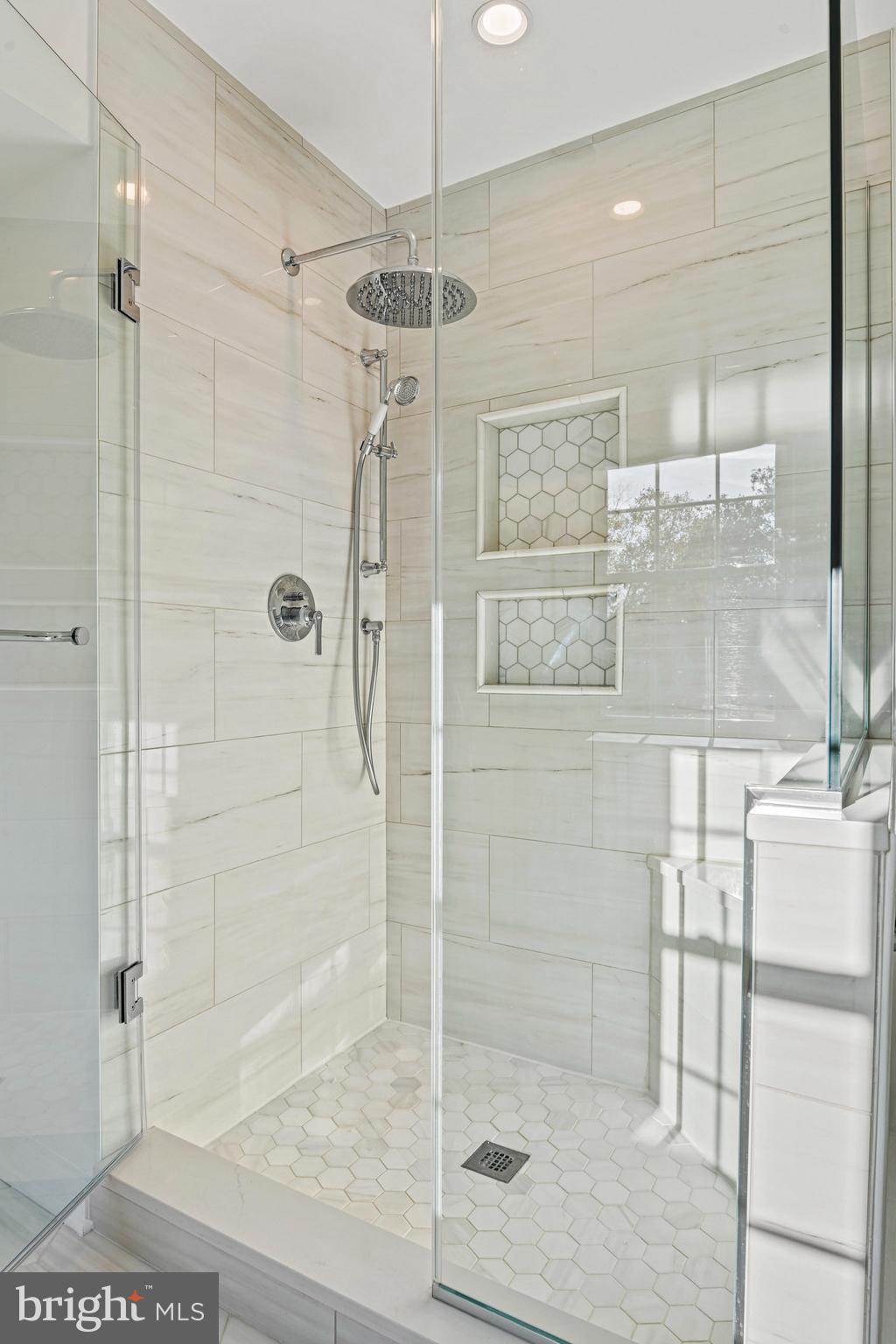 WHEYSTONE - Residential Lease