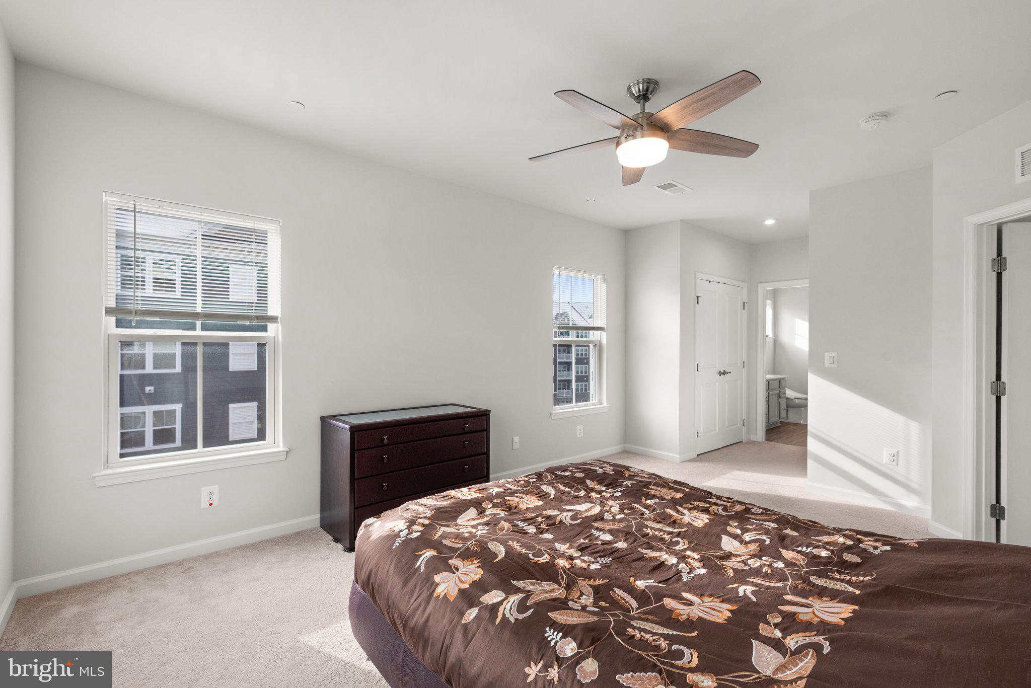 ELLICOTTS RETREAT - Residential