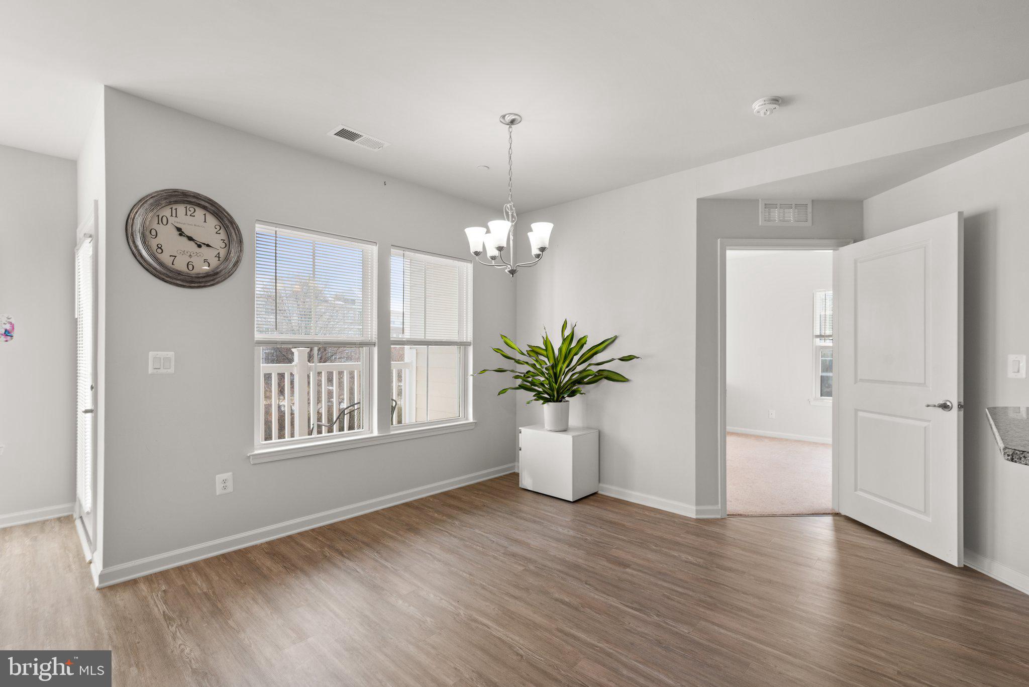 ELLICOTTS RETREAT - Residential