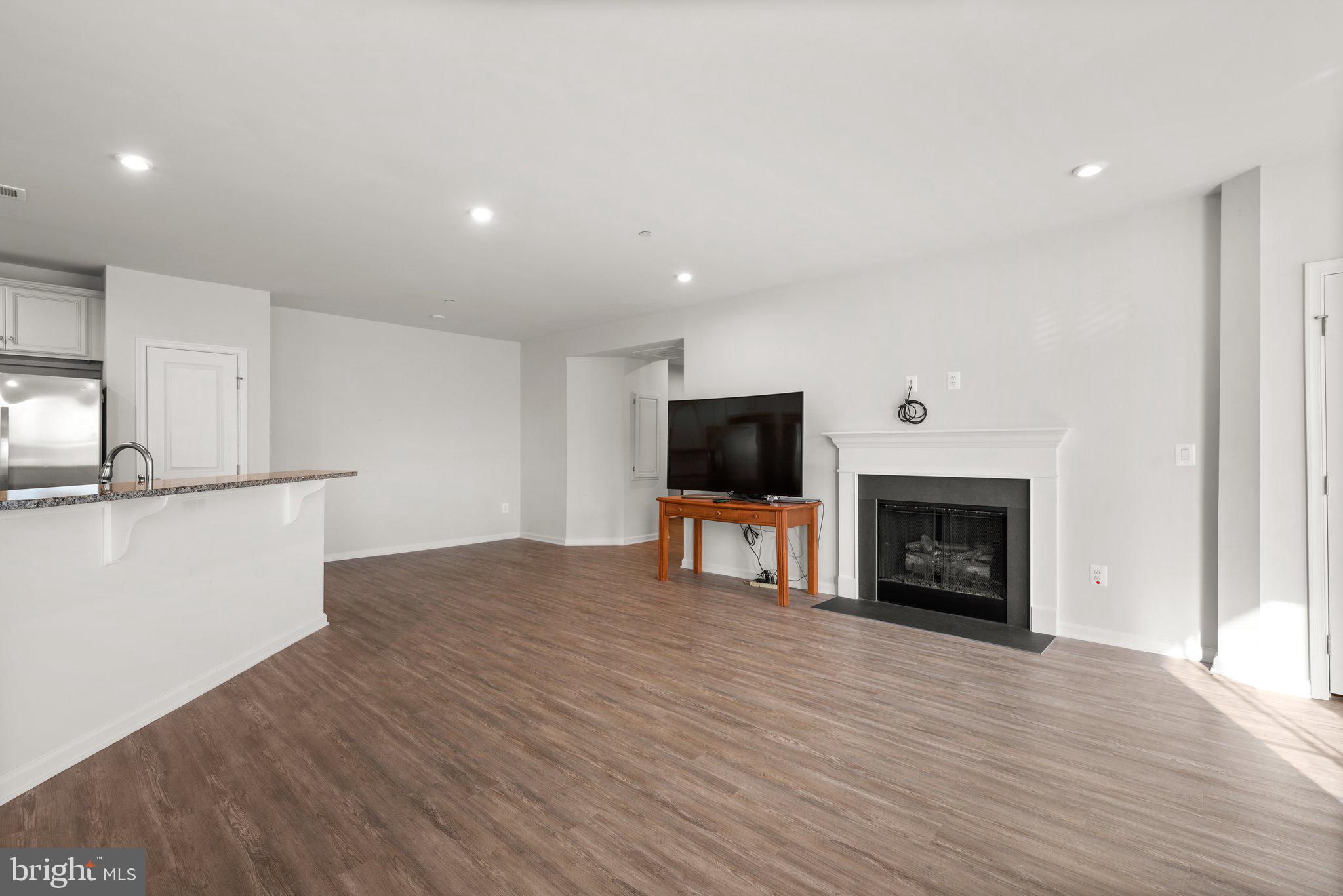 ELLICOTTS RETREAT - Residential