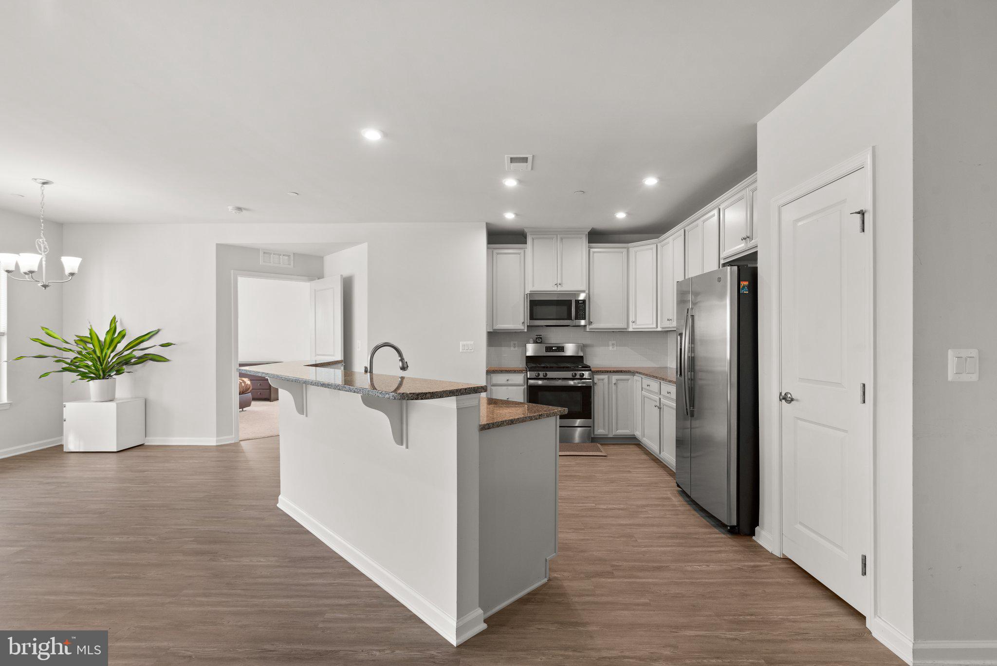 ELLICOTTS RETREAT - Residential