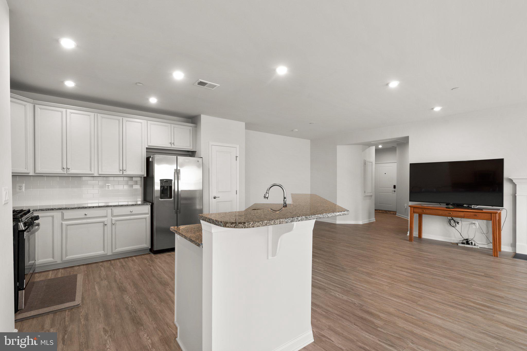 ELLICOTTS RETREAT - Residential