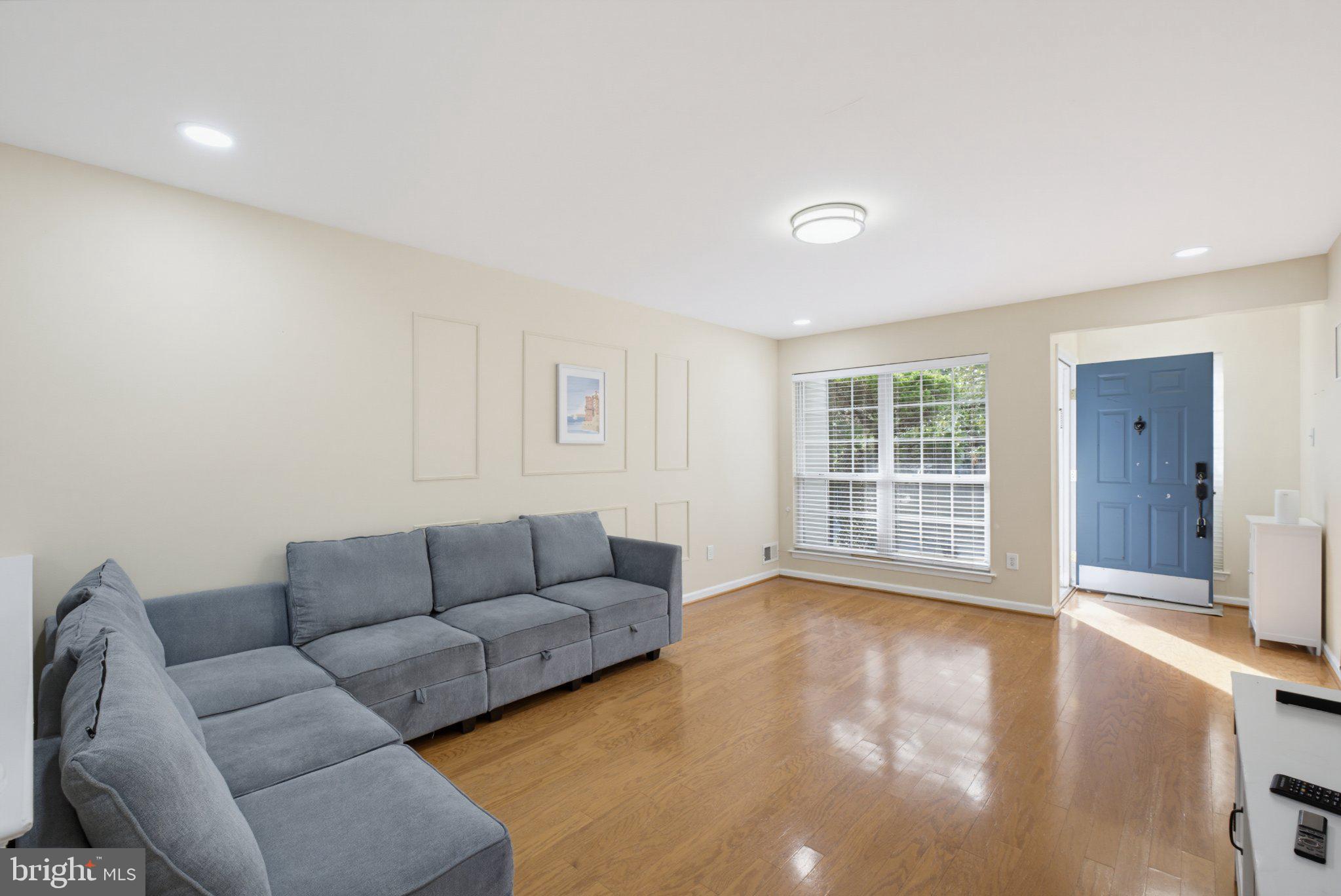 302 AQUEDUCT DRIVE