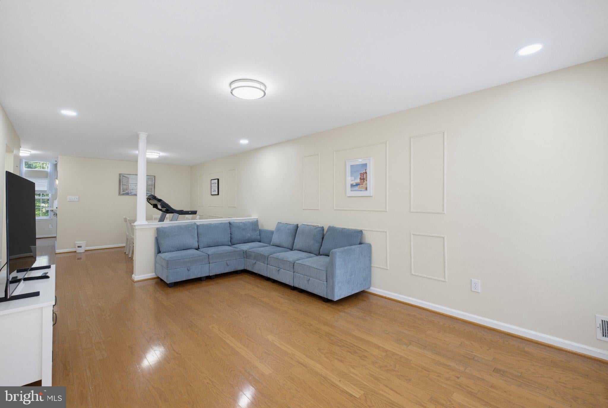 302 AQUEDUCT DRIVE