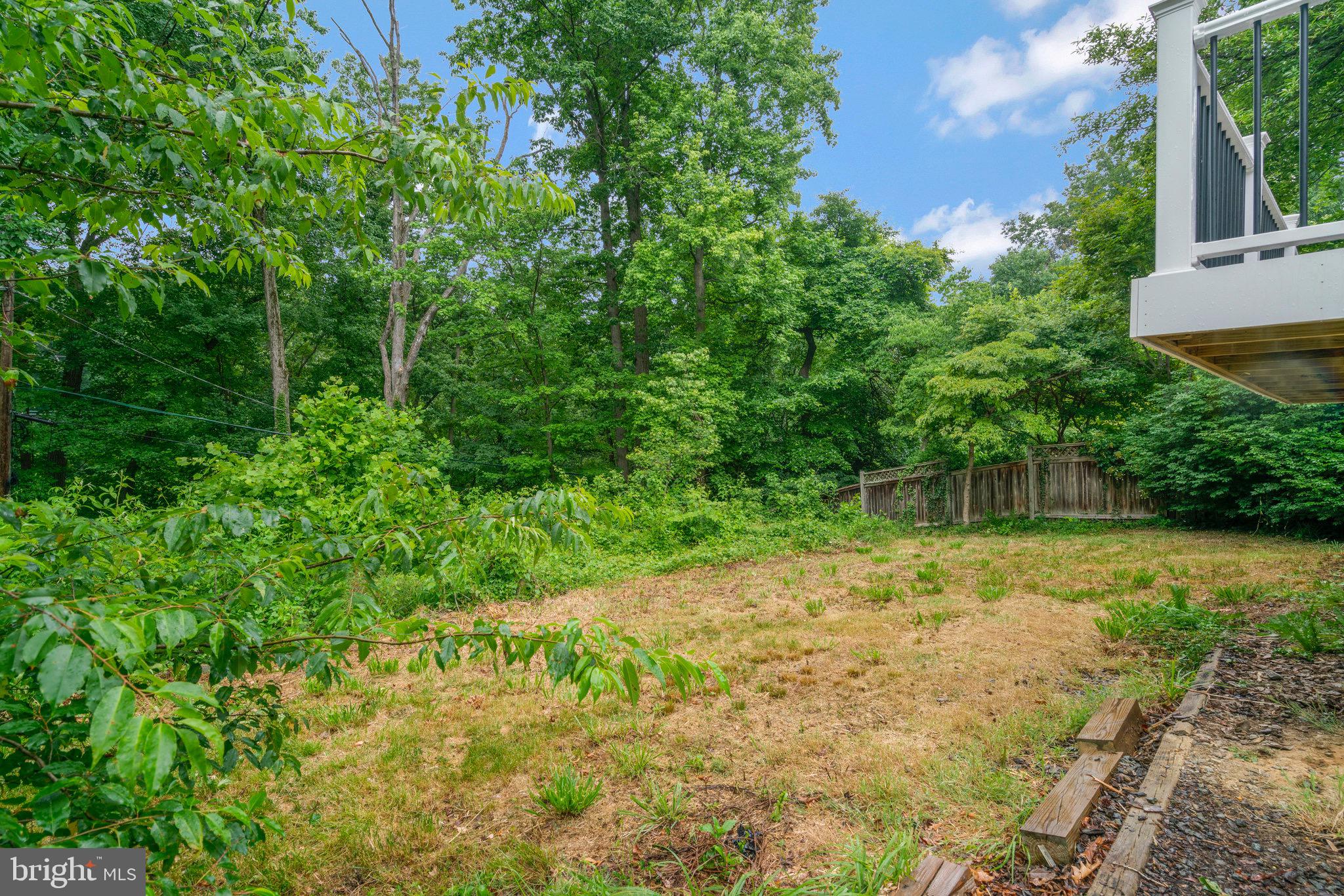 ARLINGTON FOREST - Residential