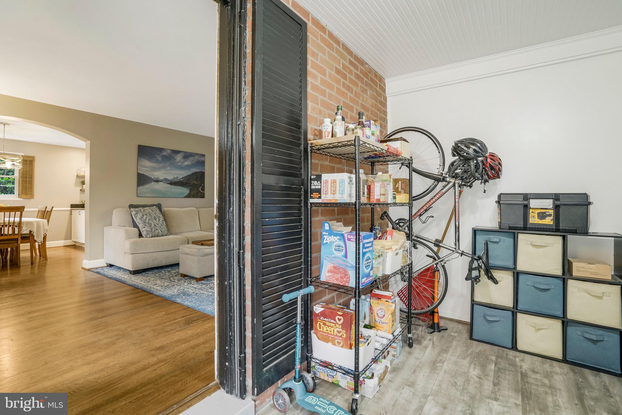 ARLINGTON FOREST - Residential