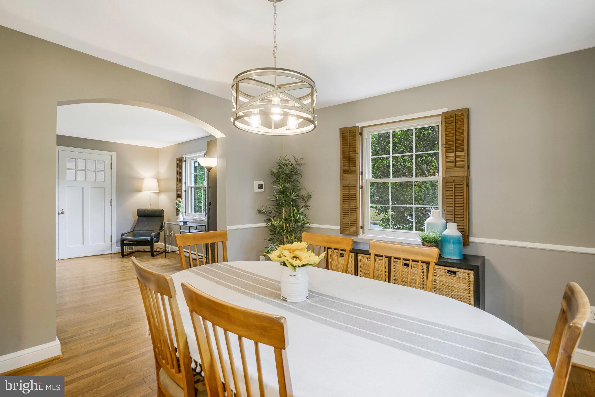 ARLINGTON FOREST - Residential