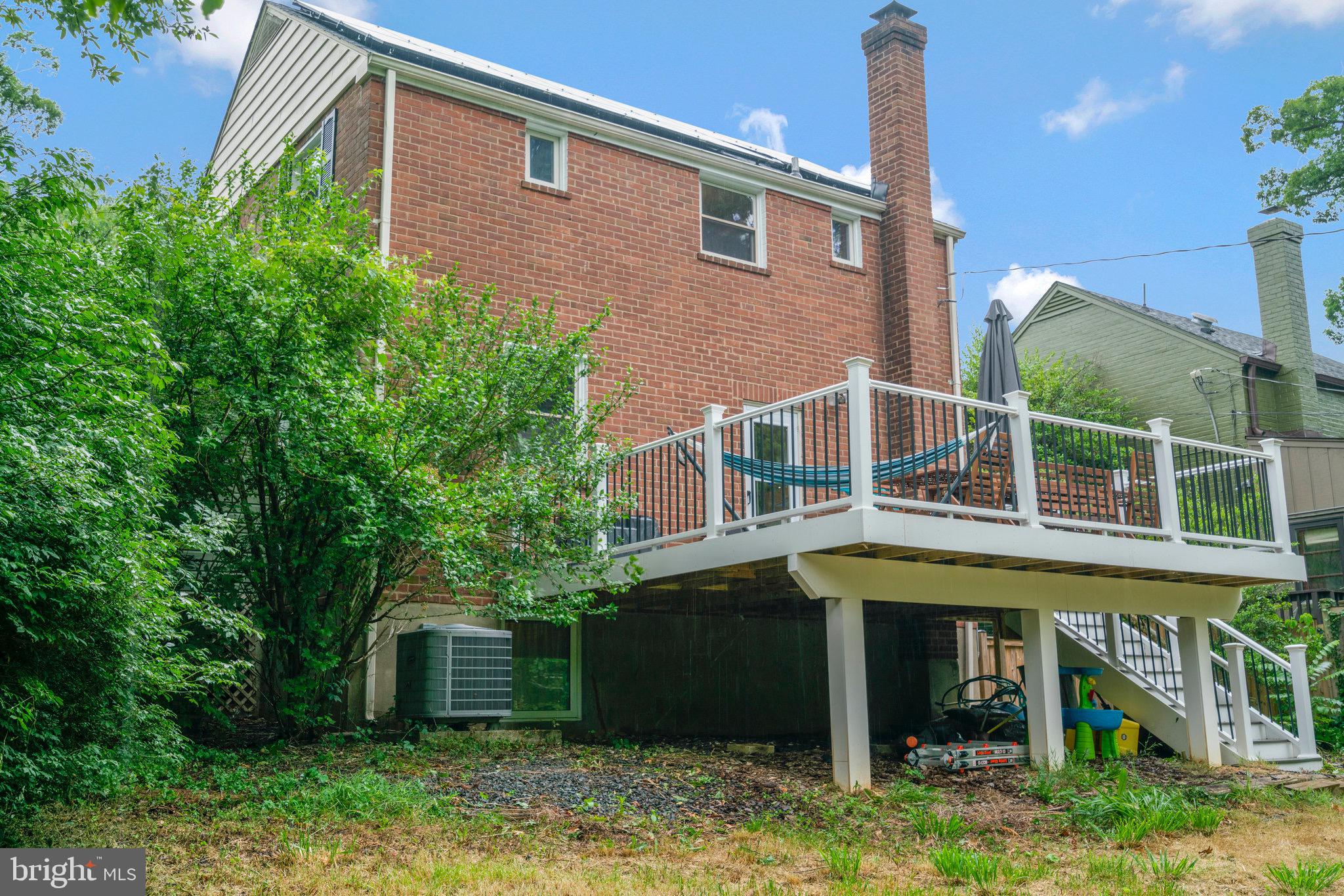 ARLINGTON FOREST - Residential