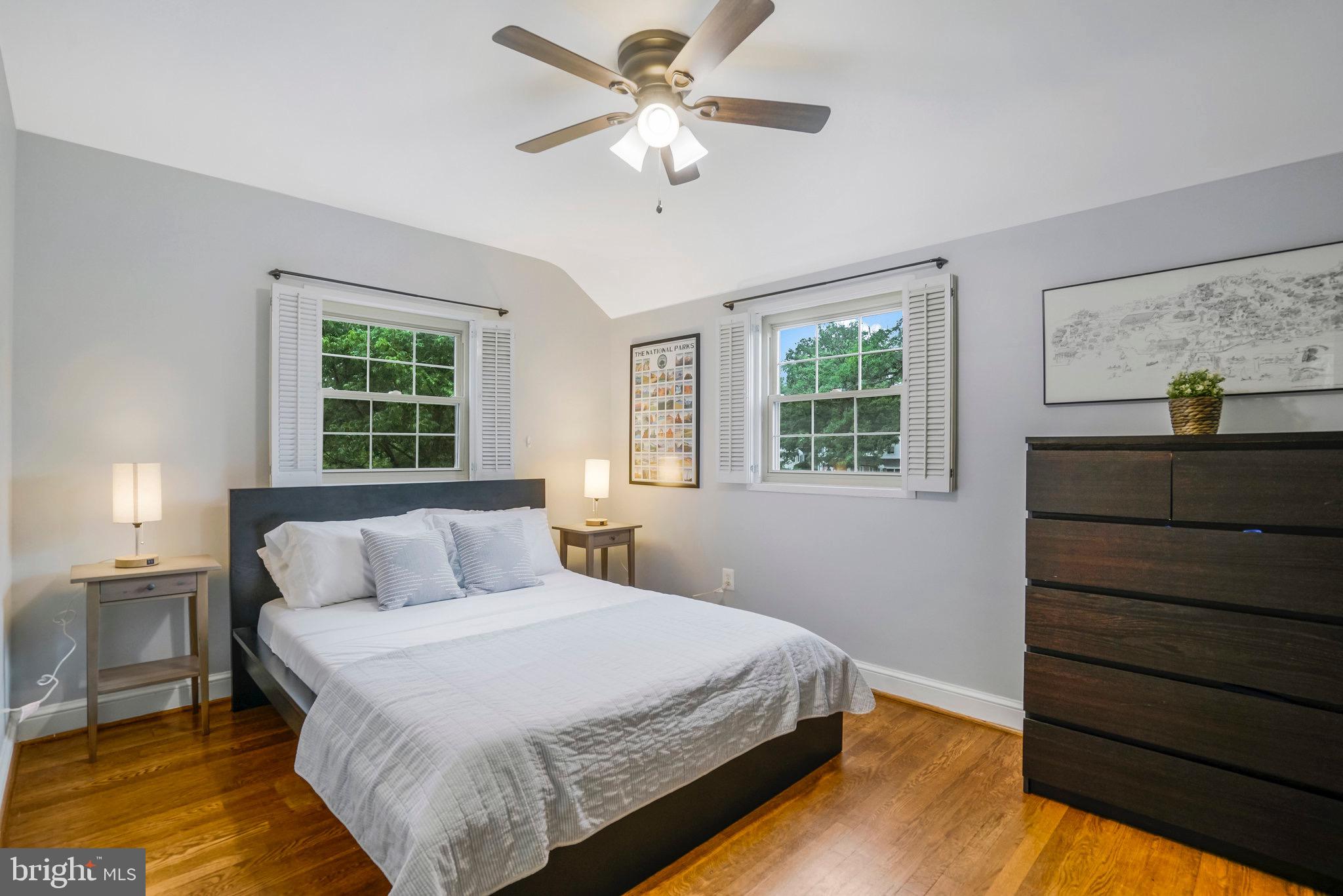 ARLINGTON FOREST - Residential