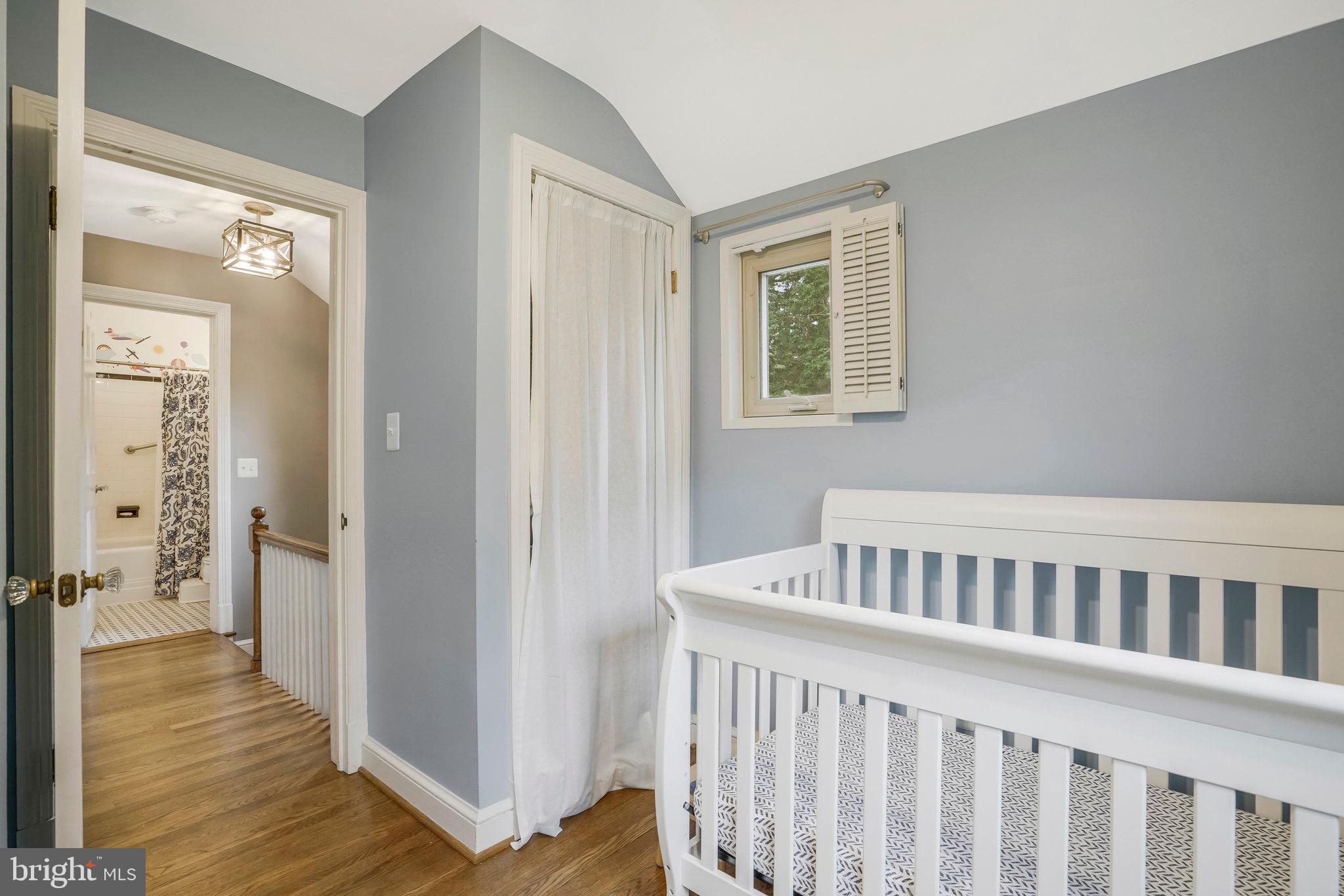 ARLINGTON FOREST - Residential