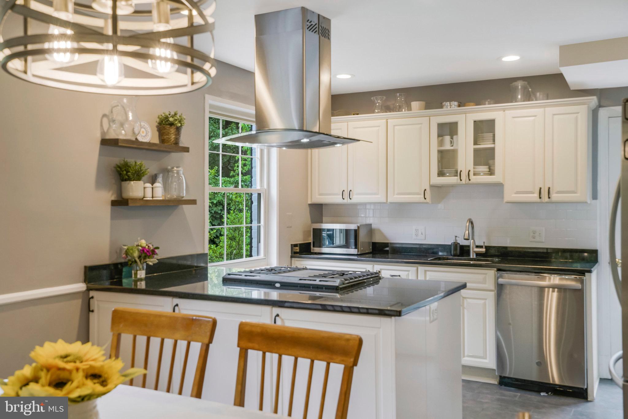 ARLINGTON FOREST - Residential