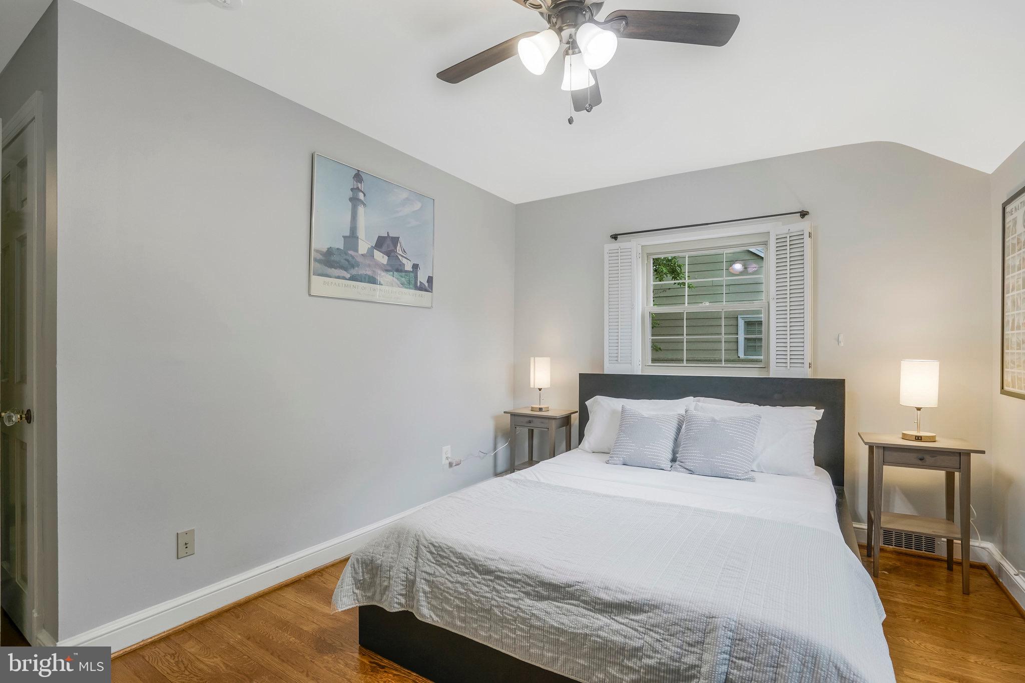 ARLINGTON FOREST - Residential