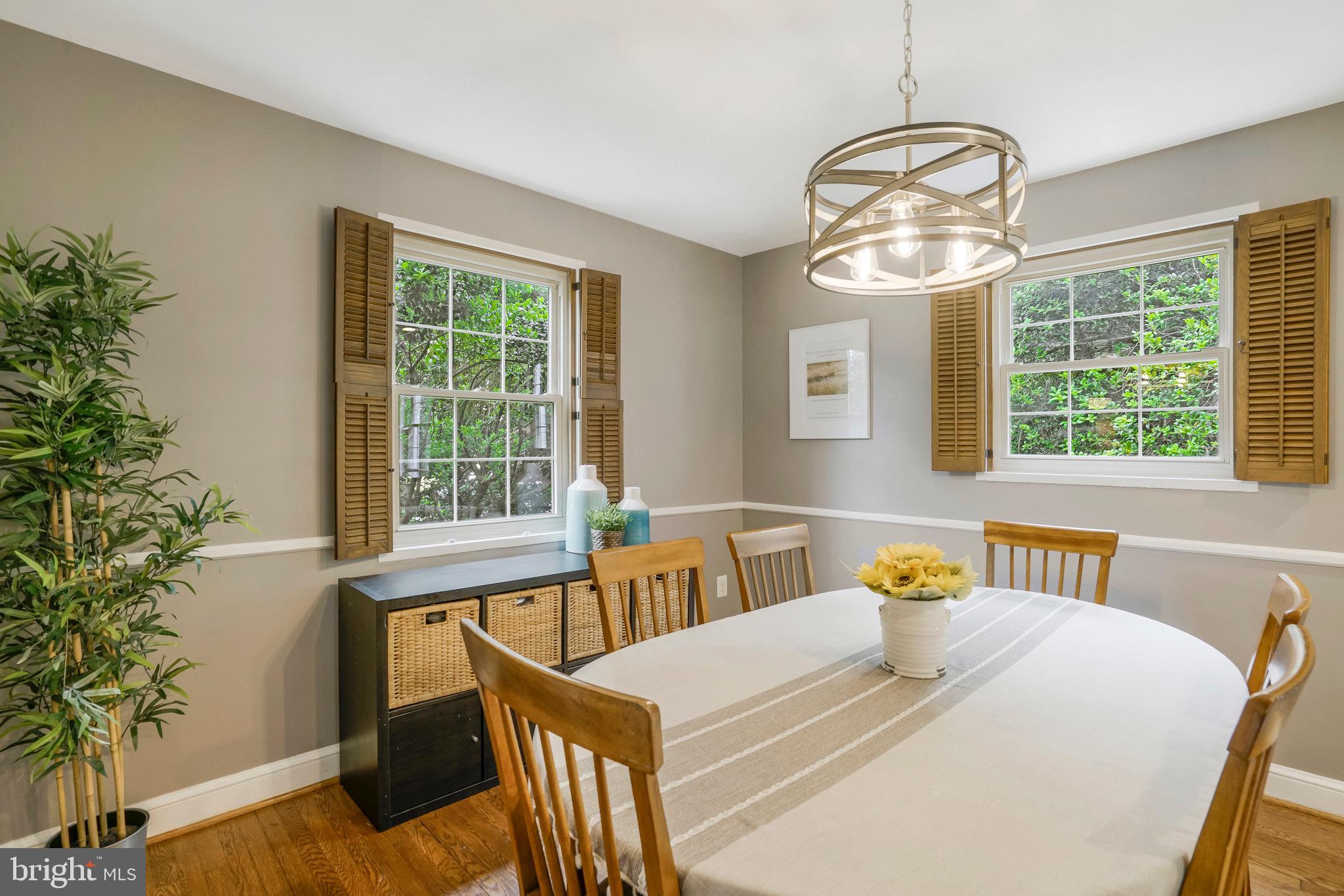 ARLINGTON FOREST - Residential