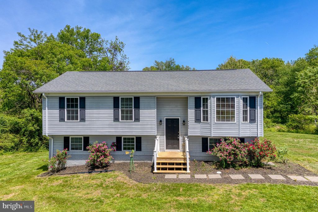 Photo of 9123 Old Turnpike Road, CULPEPER, VA 22701 (MLS # VACU2013598)
