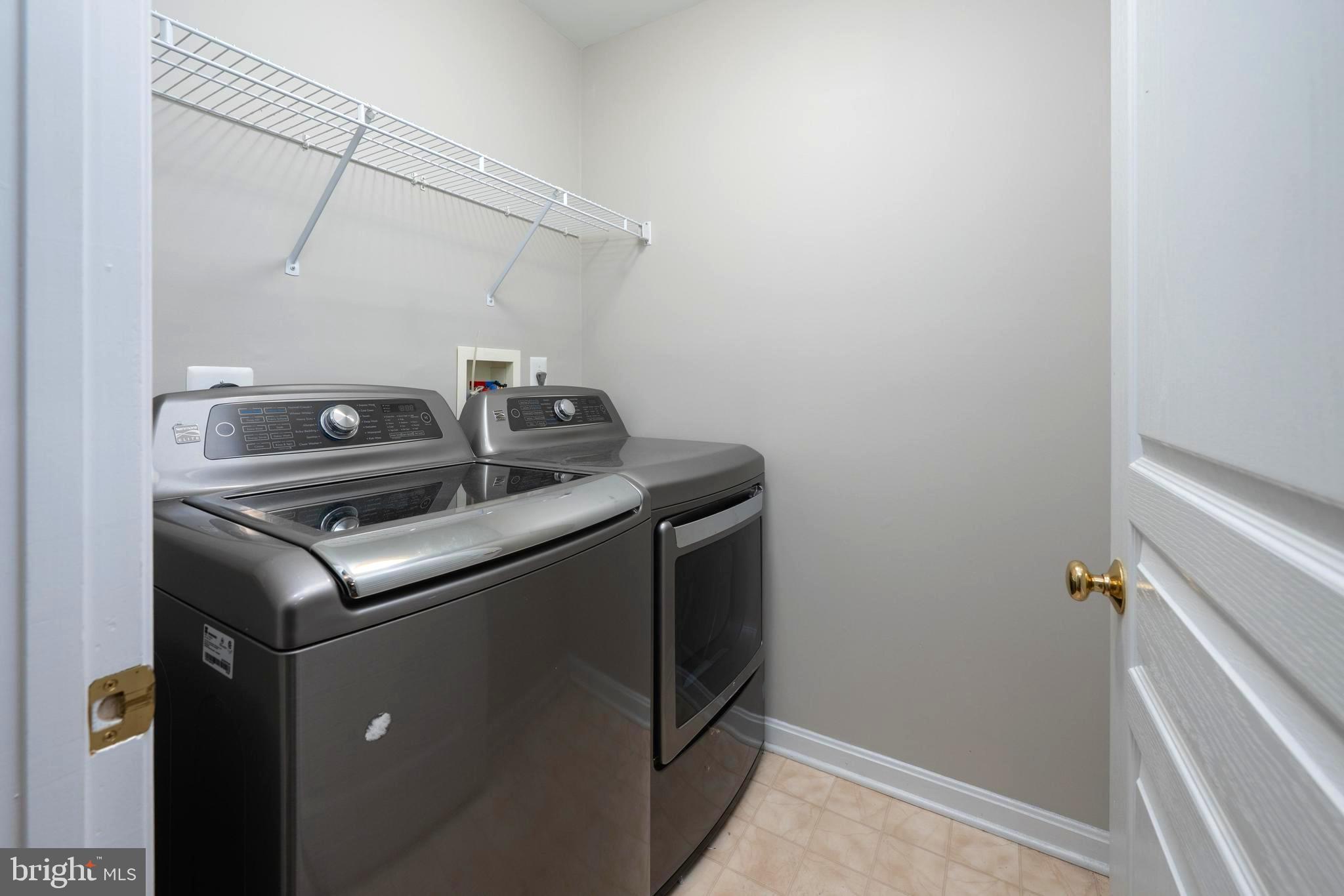 CRANBERRY LAKES - Residential