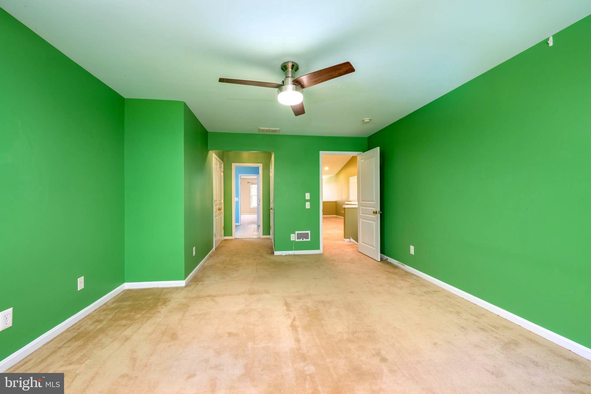 CRANBERRY LAKES - Residential