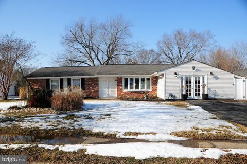 2703 PINEWOOD DRIVE WALDORF MD 20601