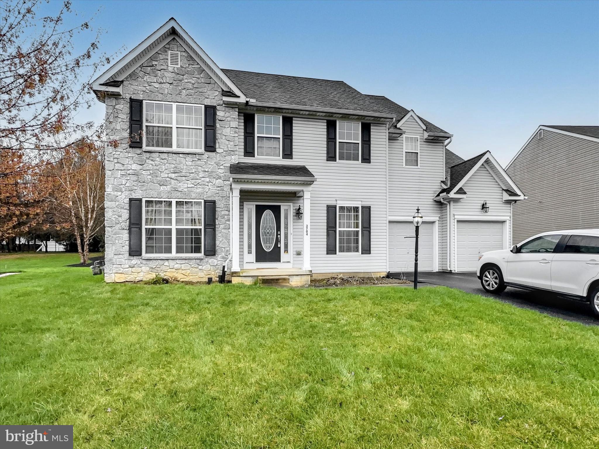 Welcome to this spacious colonial home at 3704 Skipton Circle in Wallingford. Offering a generous 2,766 sq. ft. of living space above grade you are sure to have plenty of space. The massive unfinished basement with roughed-in plumbing for an additional bath allows for room to grow. This property features 4 bedrooms, 2.5 baths, a 2nd-floor laundry room, formal living room and dining room, open kitchen and dining area, and 2nd living room. The attached 2-car garage adds convenience, and the home is situated within the Central York School District. The Owner’s suite is complete with a gas fireplace, tray ceiling, and en-suite bath with walk-in shower and whirlpool tub. A great opportunity to own a well-sized home with easy access to local amenities and major routes. Call today!
