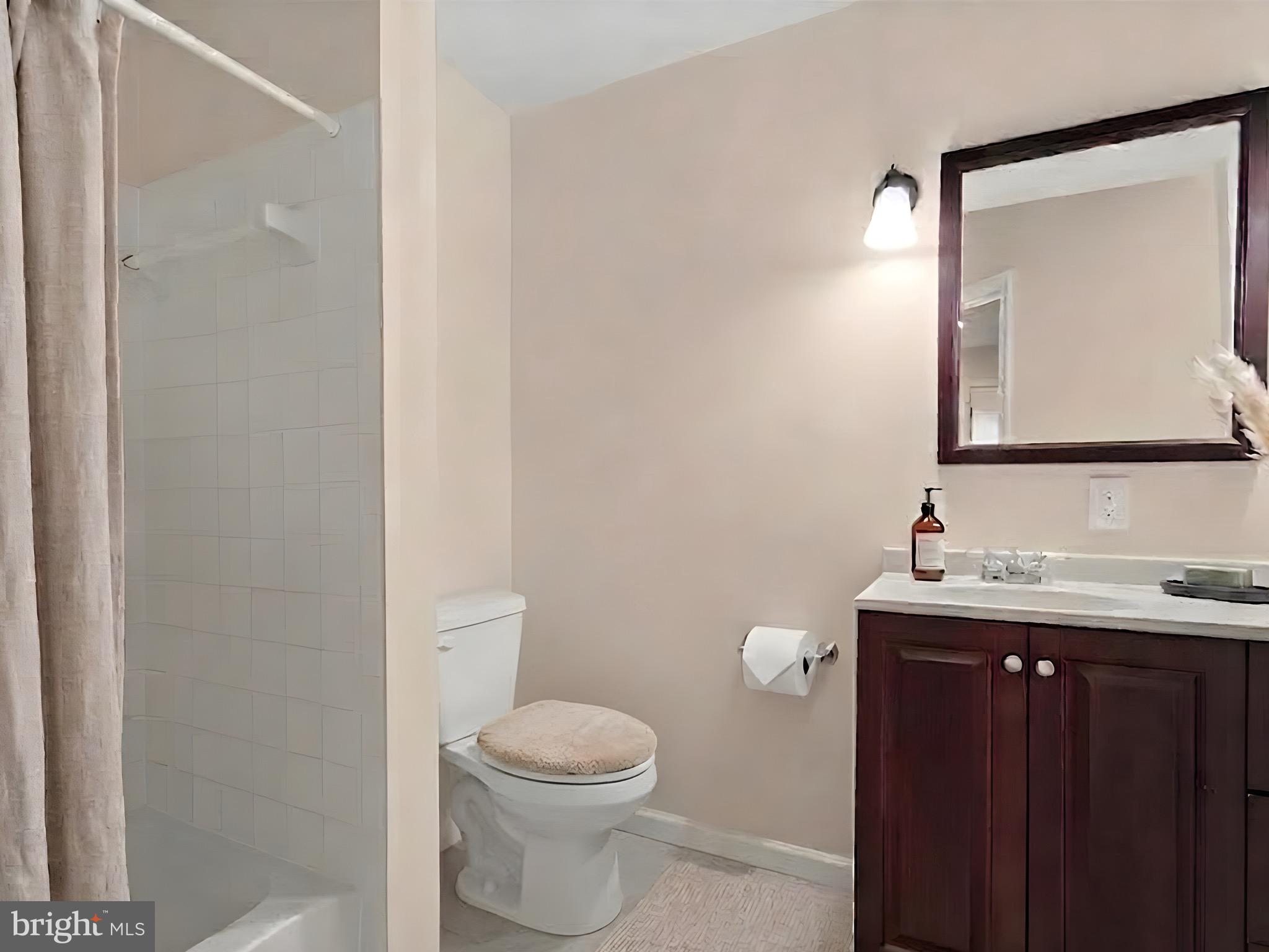 FAIR OAKS FARMS - Residential