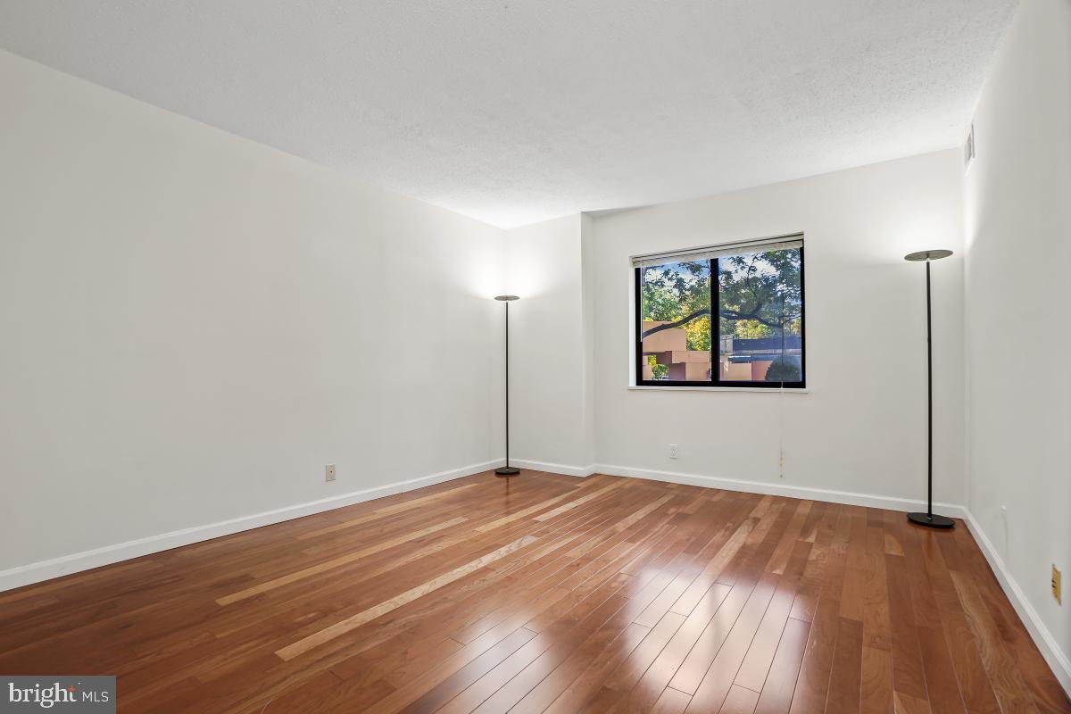 MONTEBELLO - Residential Lease