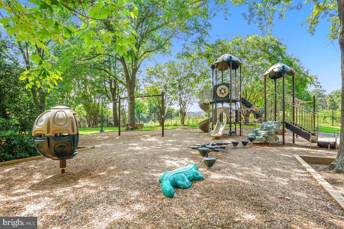 MONTEBELLO - Residential Lease