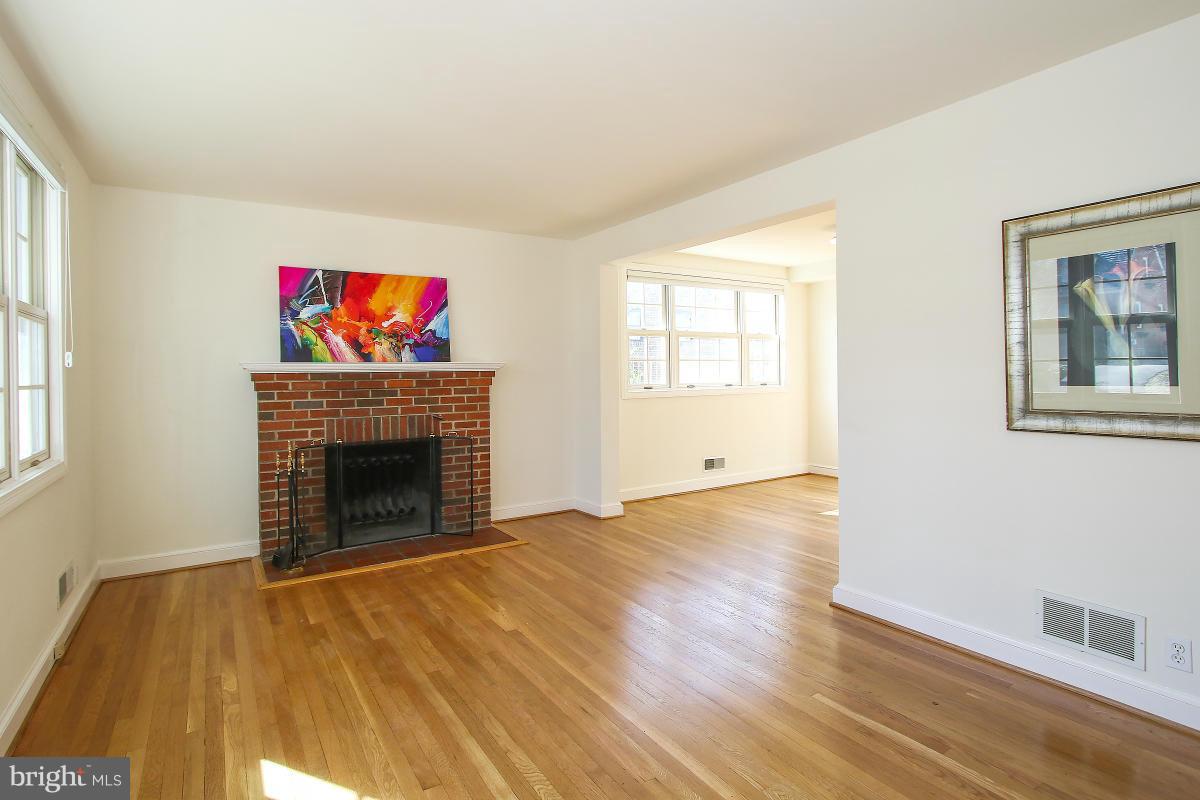 HUNTINGTON TERRACE - Residential