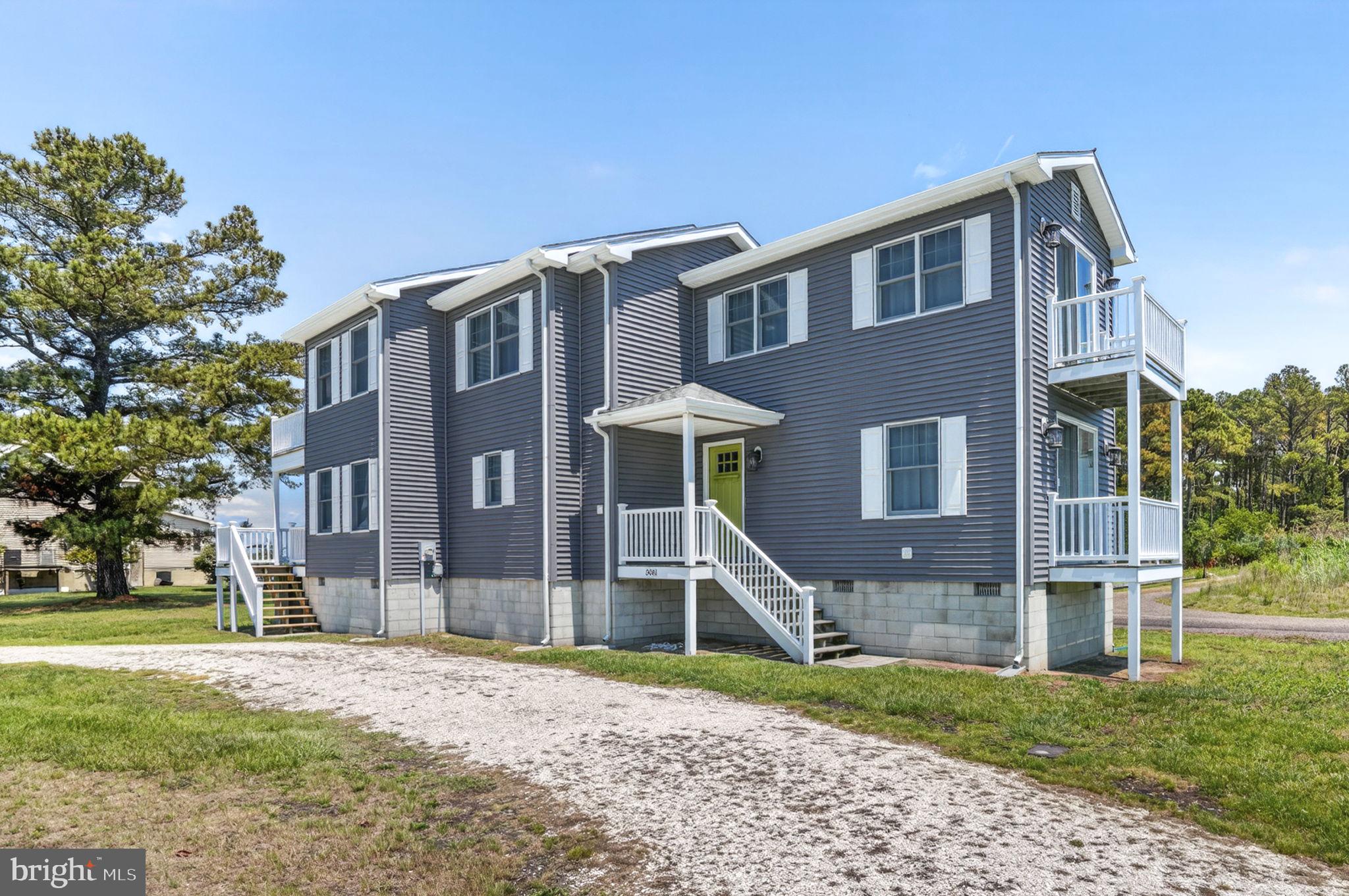 5061 BAY COLONY LANE
