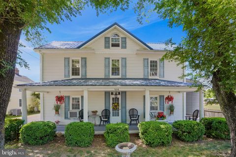 Photo of 7215 Benedict Avenue, BENEDICT, MD 20612 (MLS # MDCH2053794)