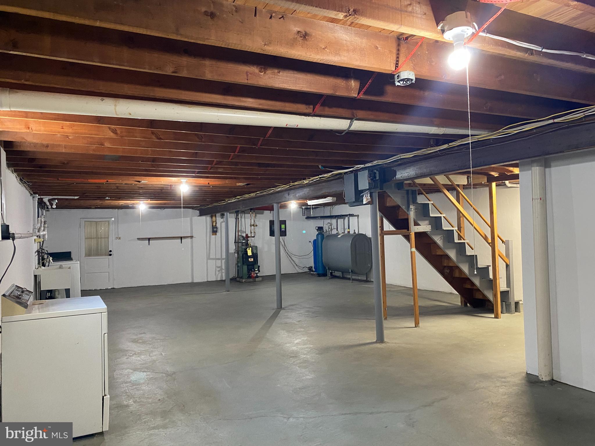 SUNNYSIDE ACRES - Residential