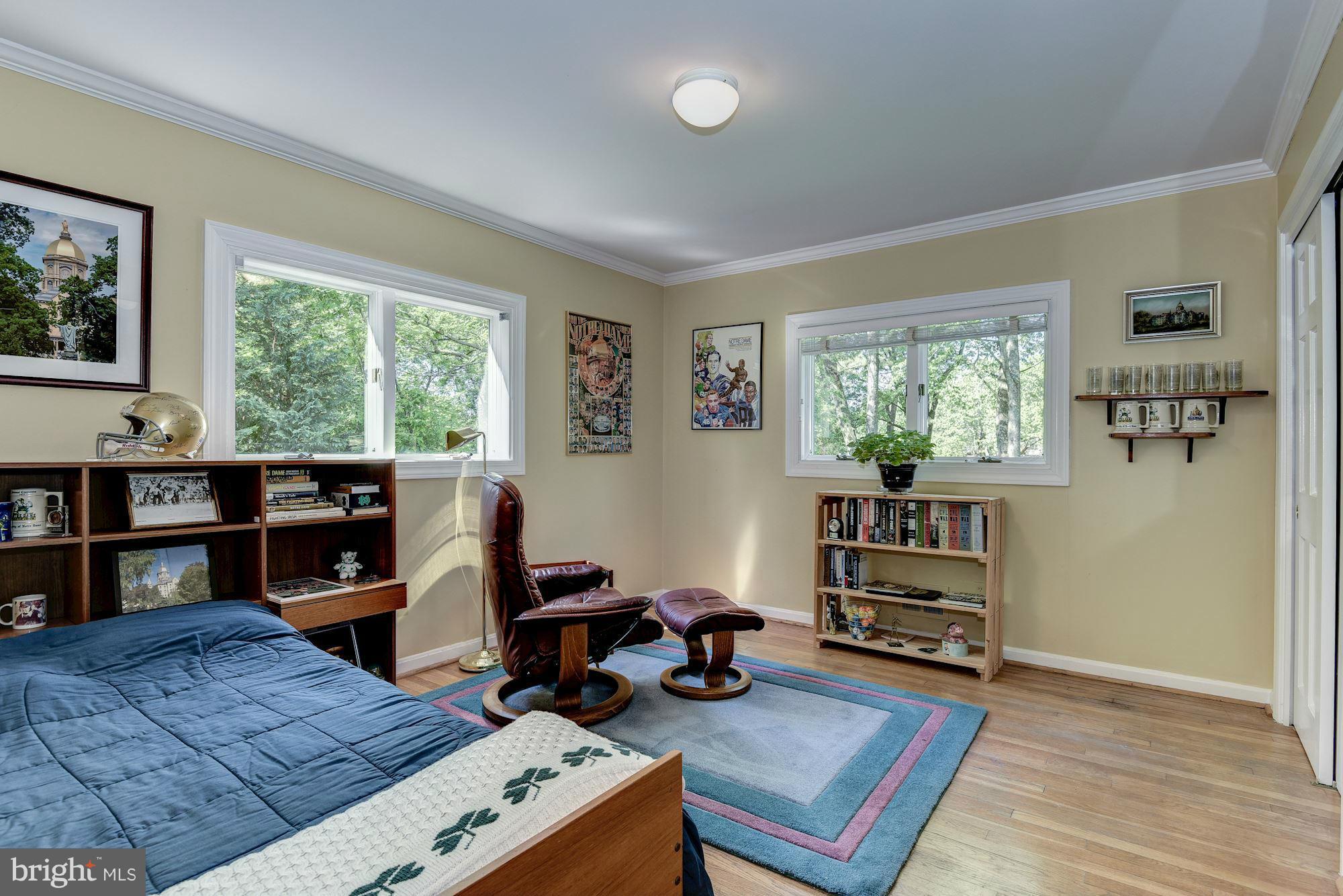 MC LEAN HAMLET - Residential