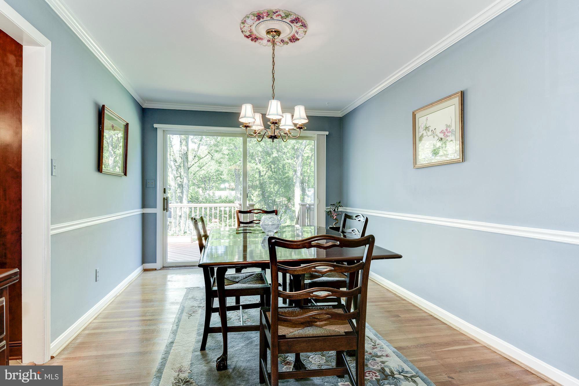 MC LEAN HAMLET - Residential