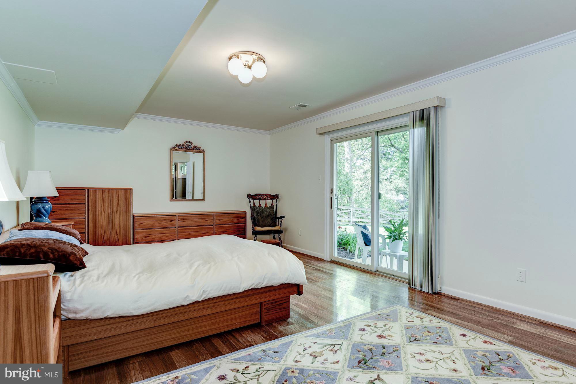 MC LEAN HAMLET - Residential