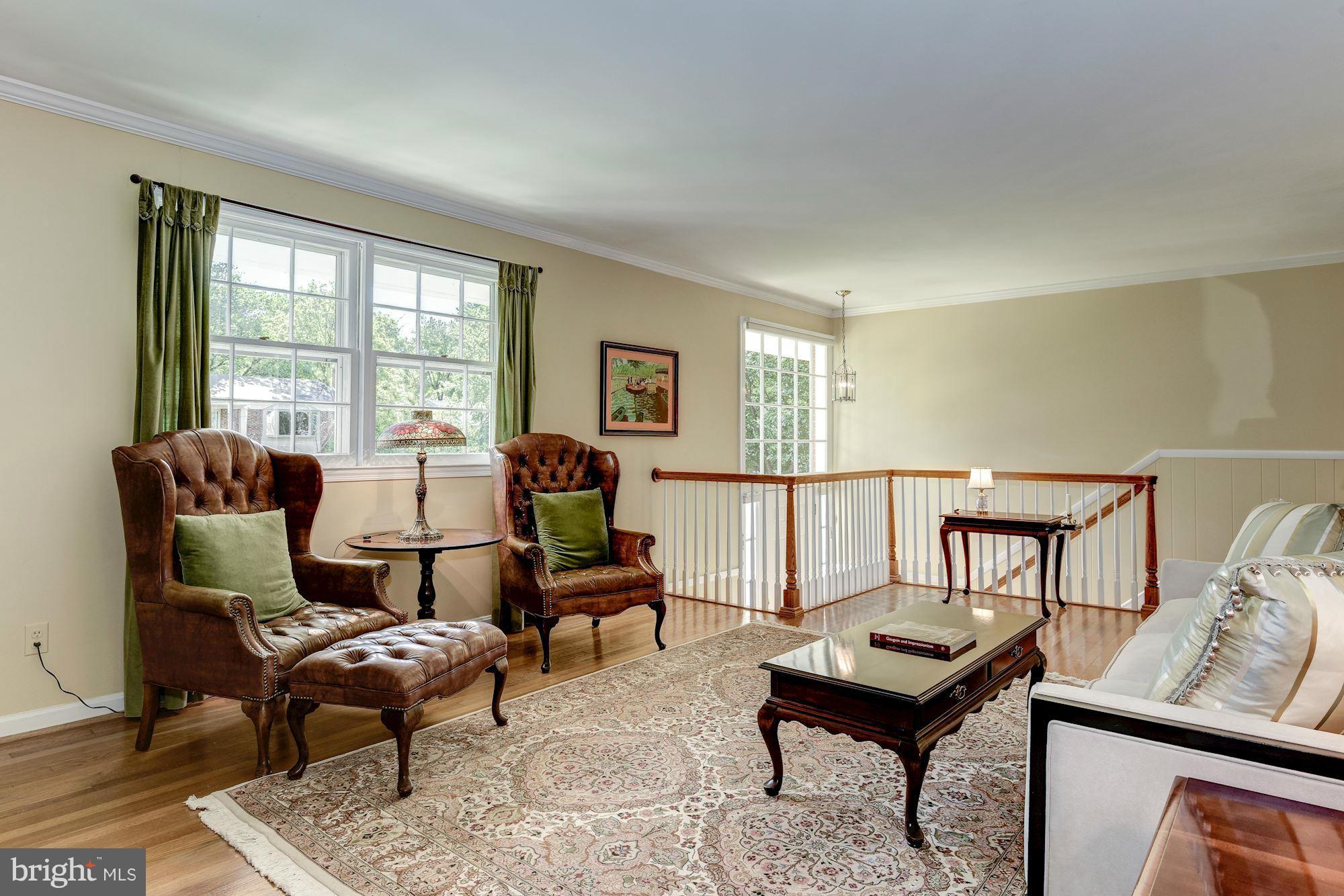 MC LEAN HAMLET - Residential