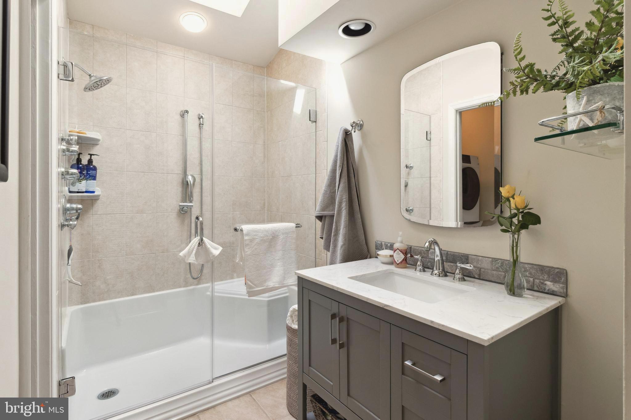 RIVA TRACE - Residential