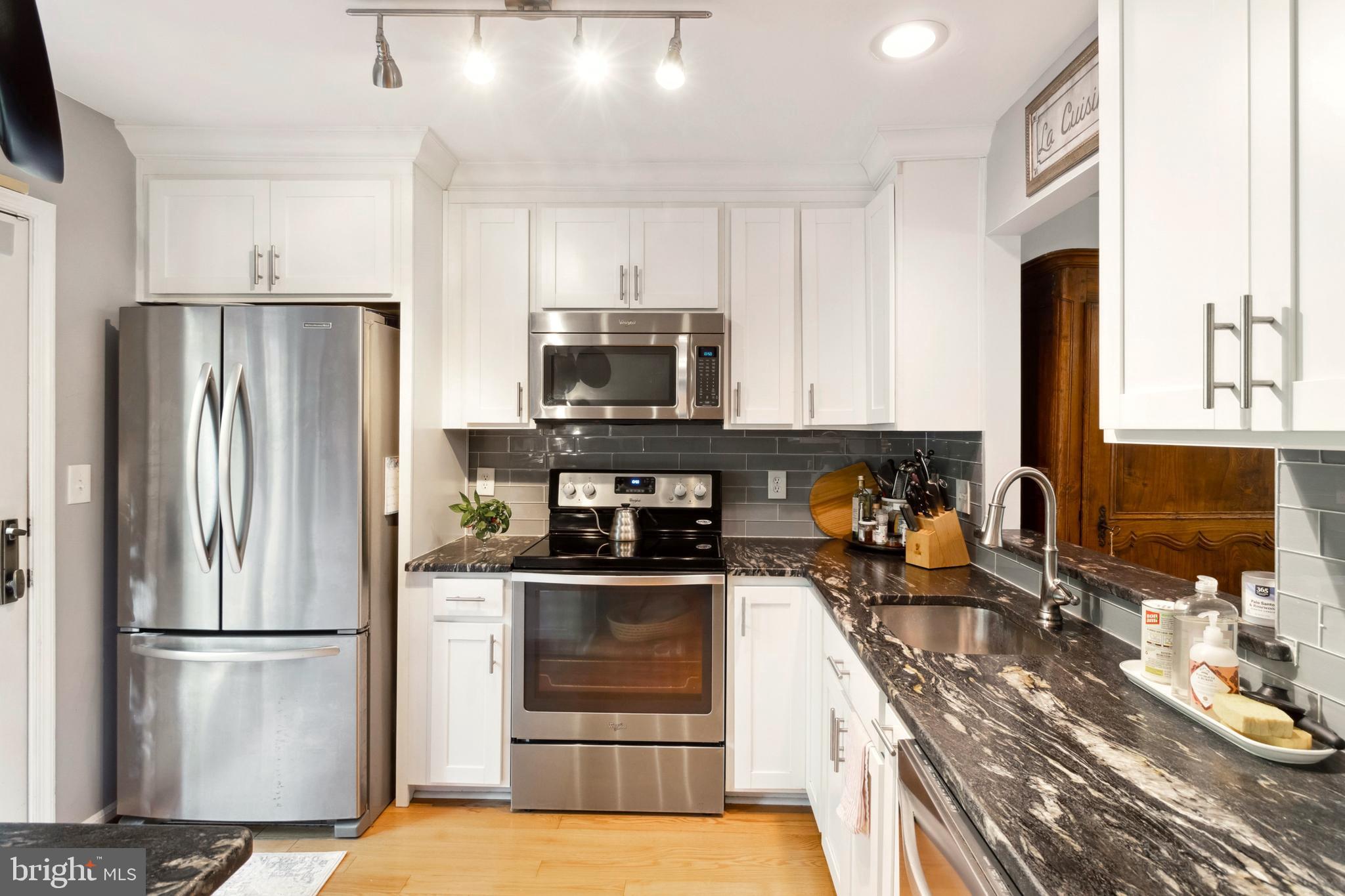 RIVA TRACE - Residential