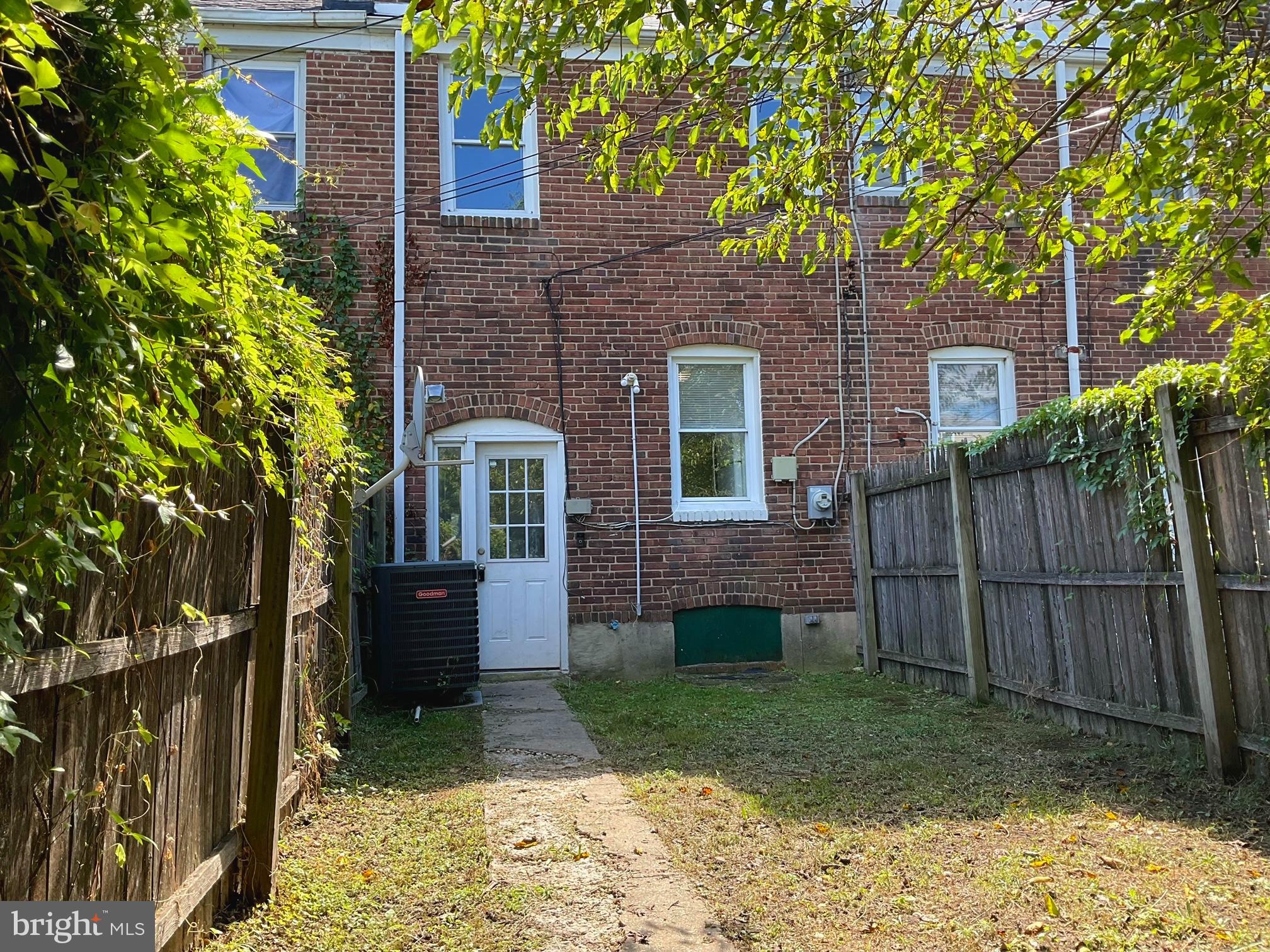 TURNERS - Residential Lease