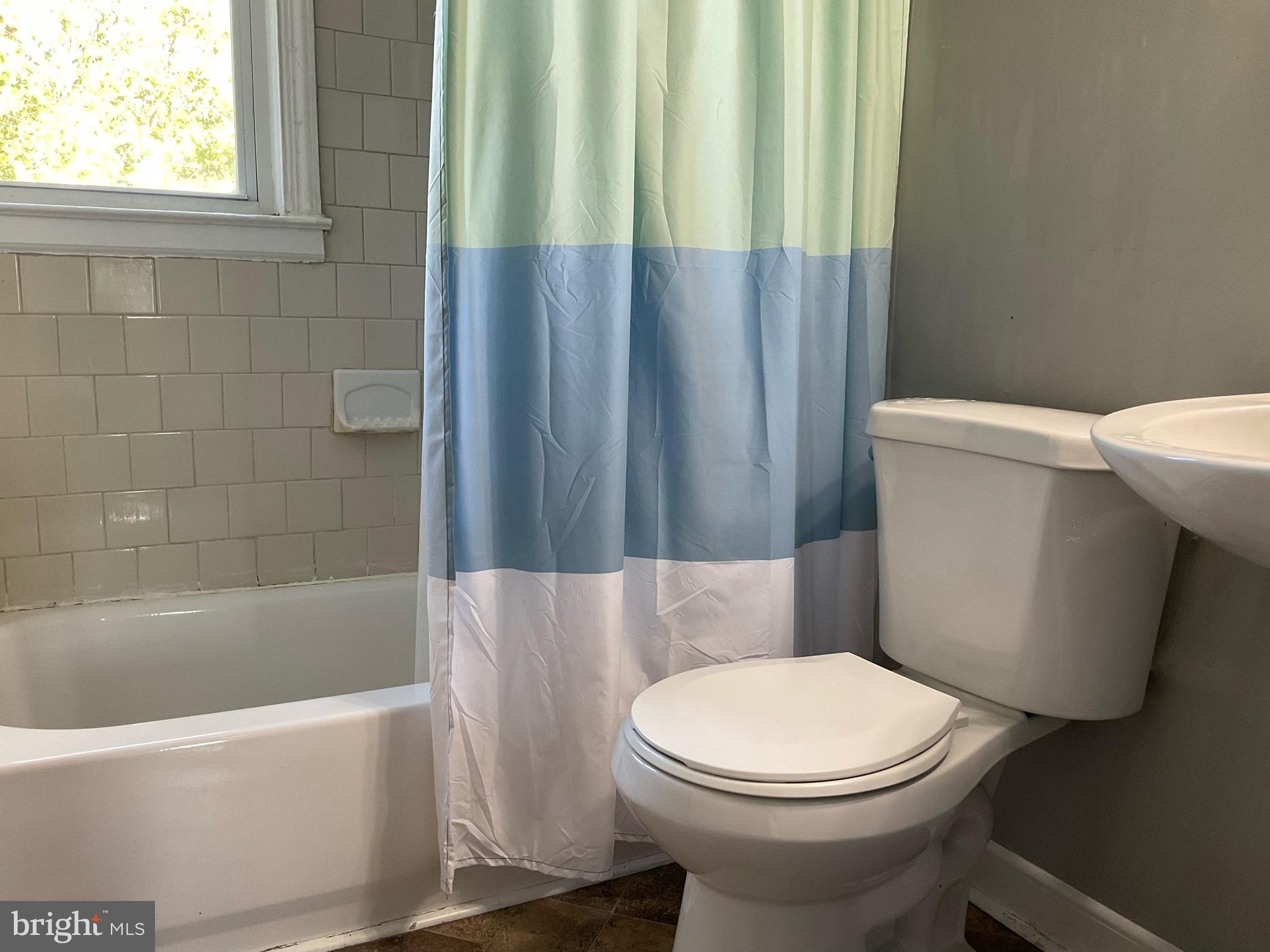 TURNERS - Residential Lease