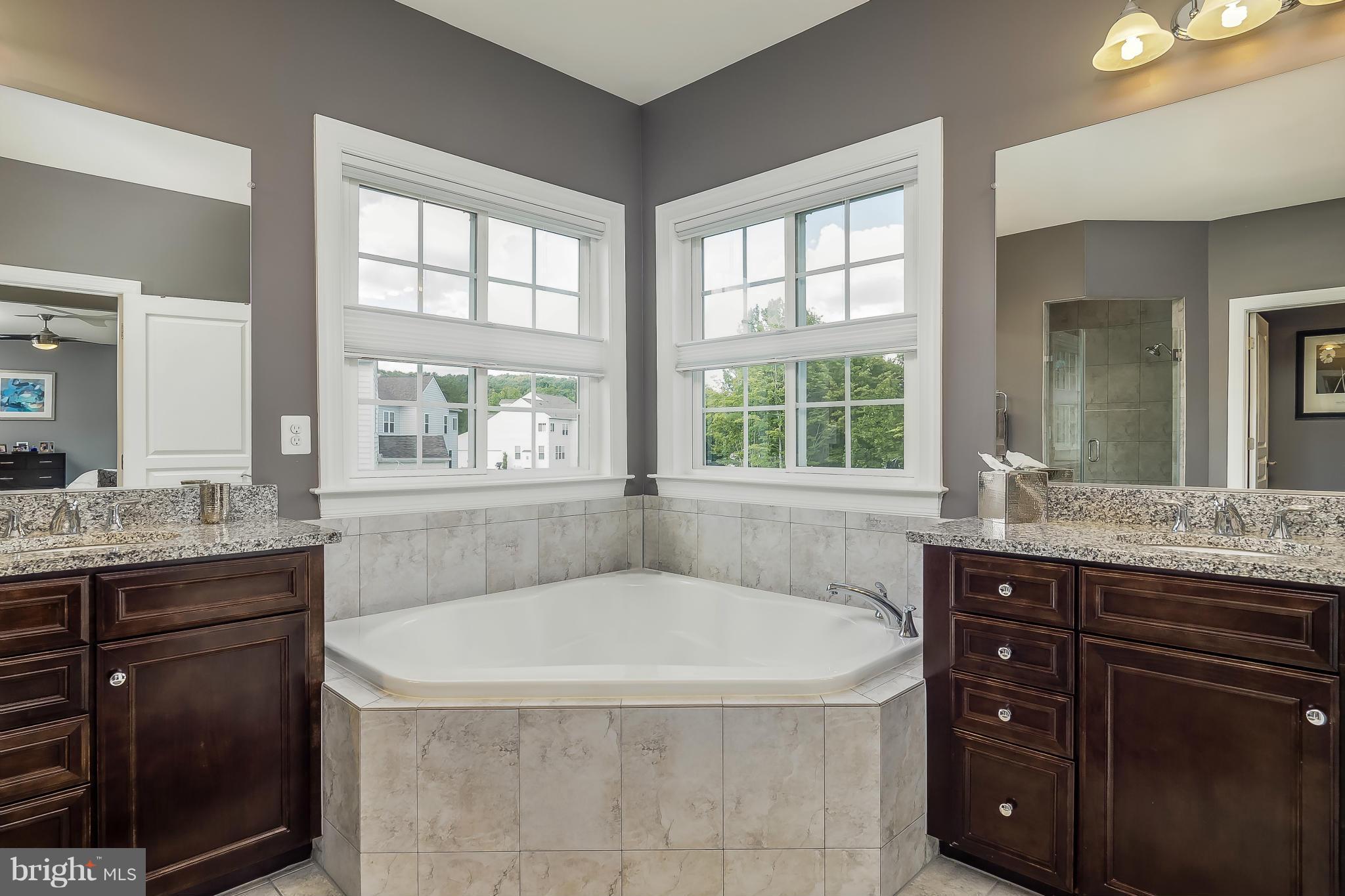 HISTORIC SELMA ESTATES - Residential