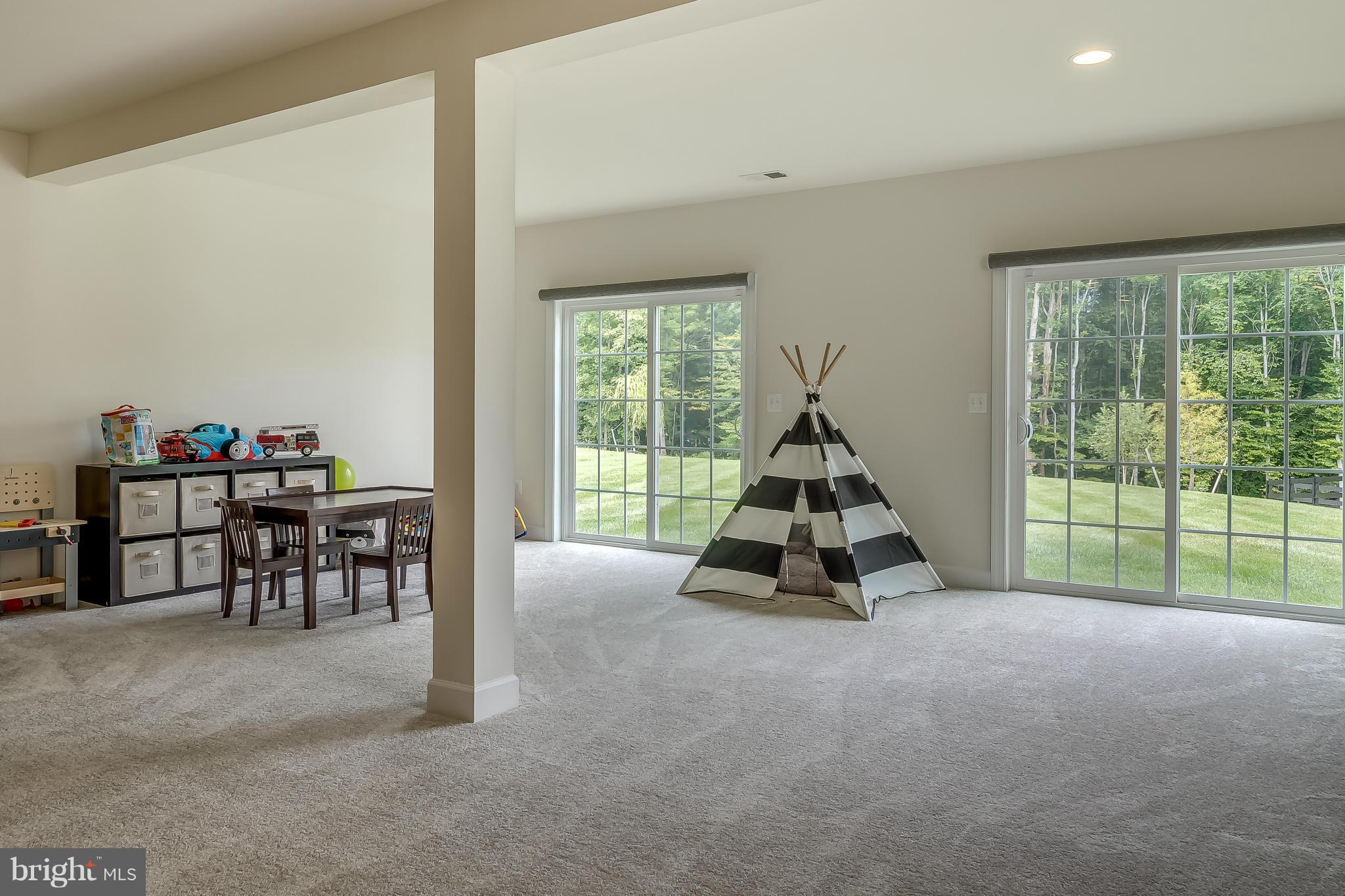 HISTORIC SELMA ESTATES - Residential