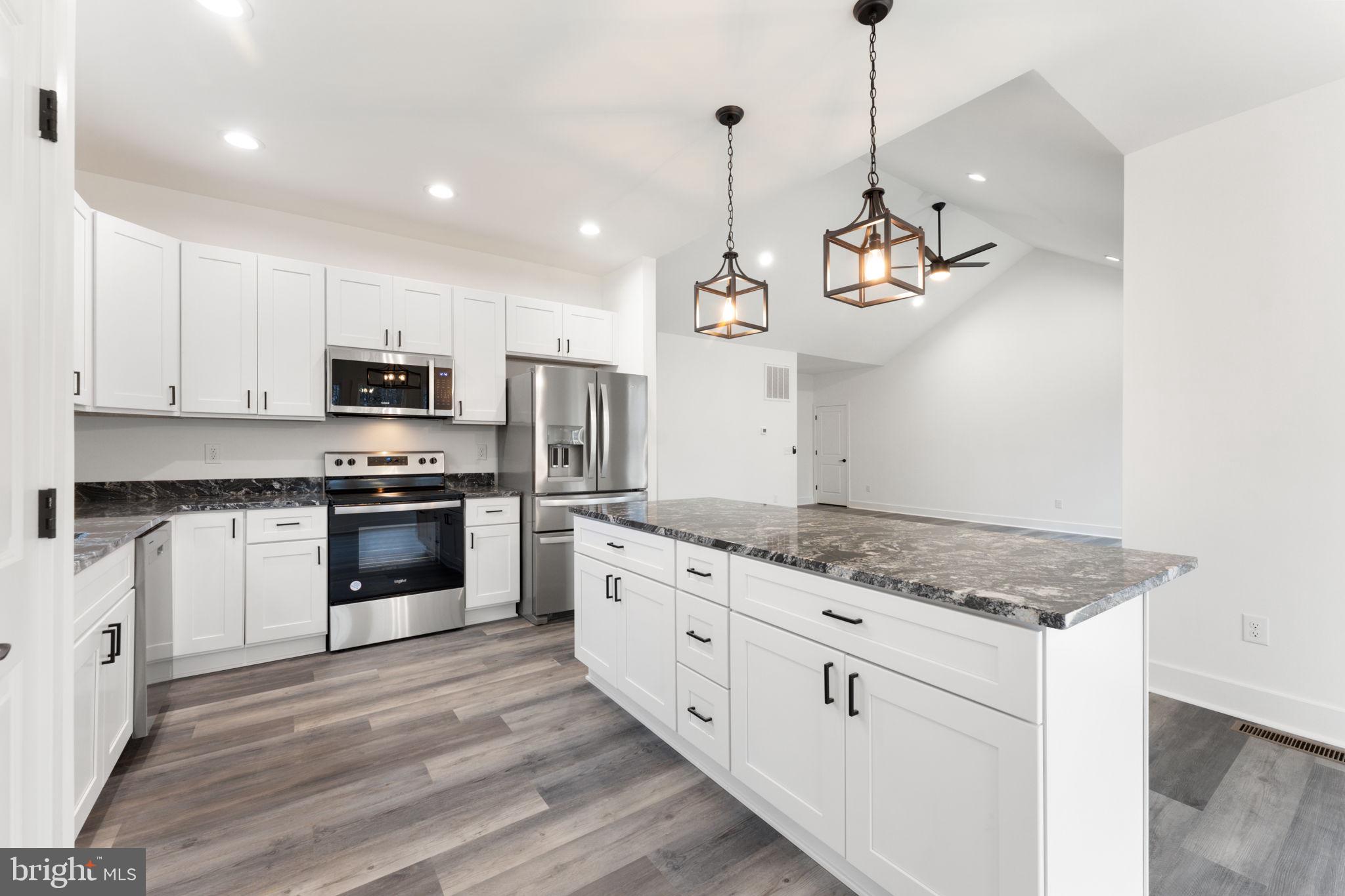 RIXEYVILLE LAKES - Residential