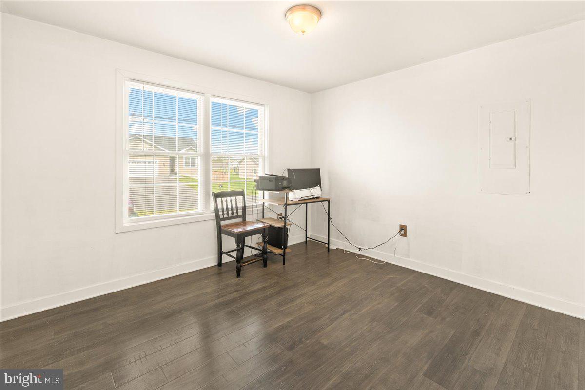 ELIZABETH STATION - Residential