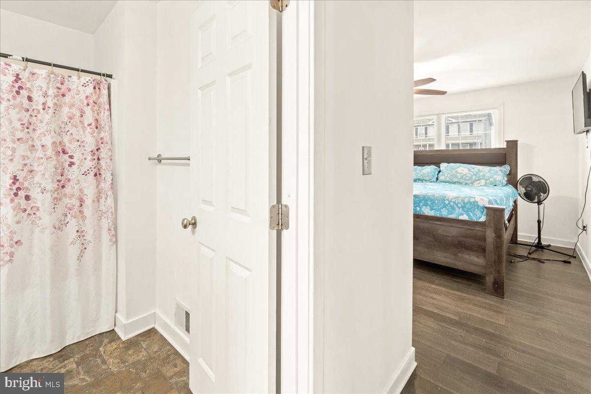 ELIZABETH STATION - Residential