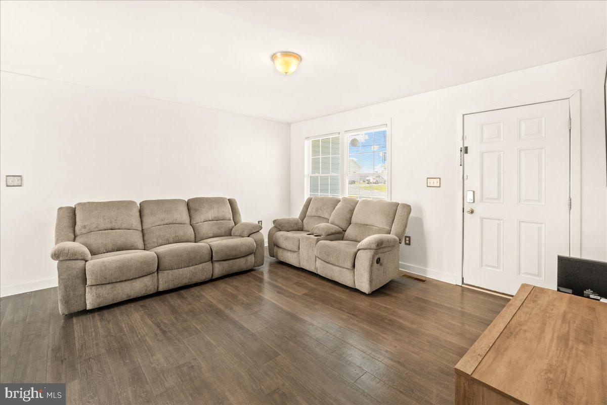 ELIZABETH STATION - Residential