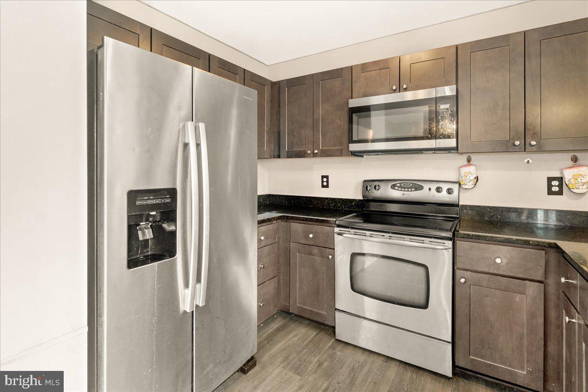 ELIZABETH STATION - Residential